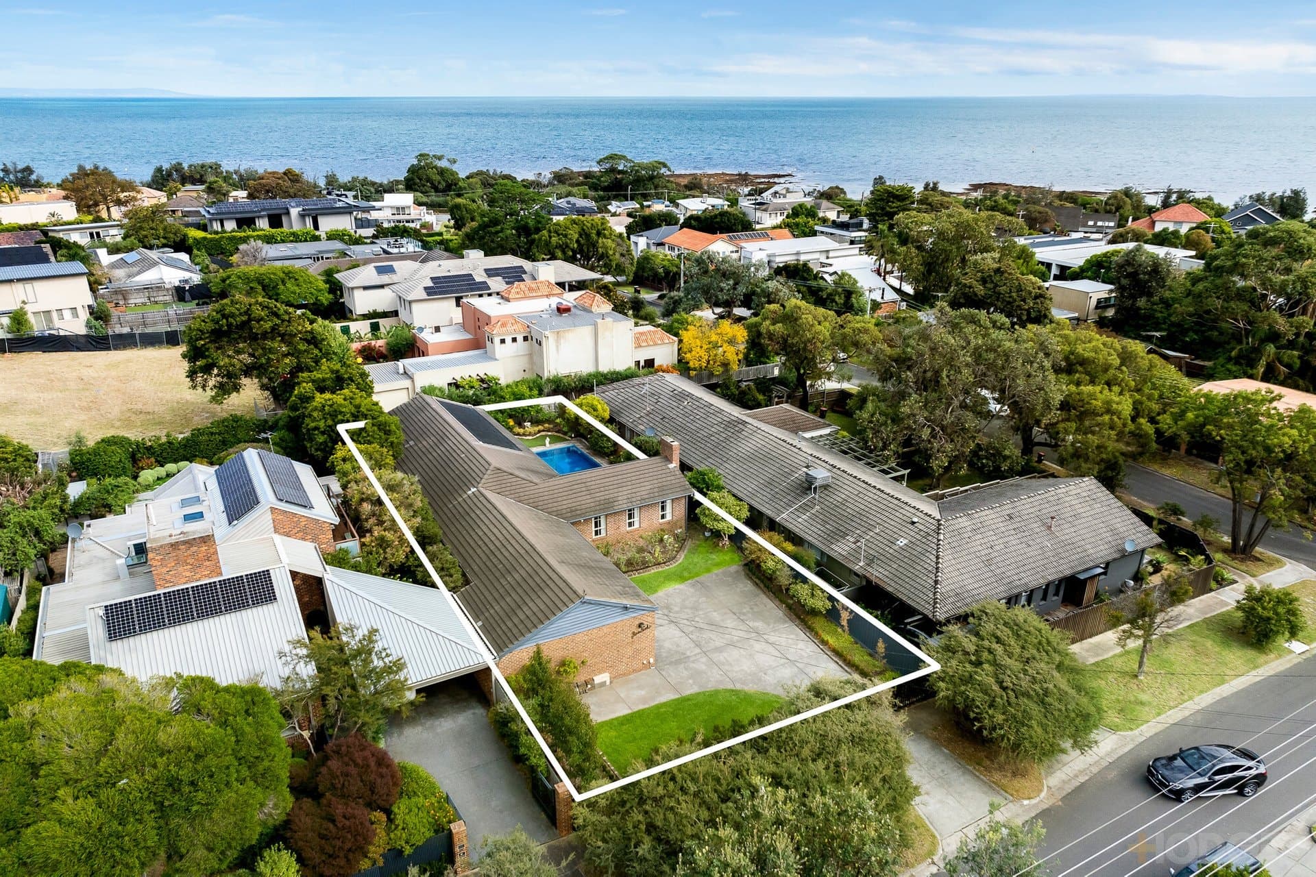 8 Reid Street, Beaumaris, VIC, 3193, Beaumaris - Thumbnail 2