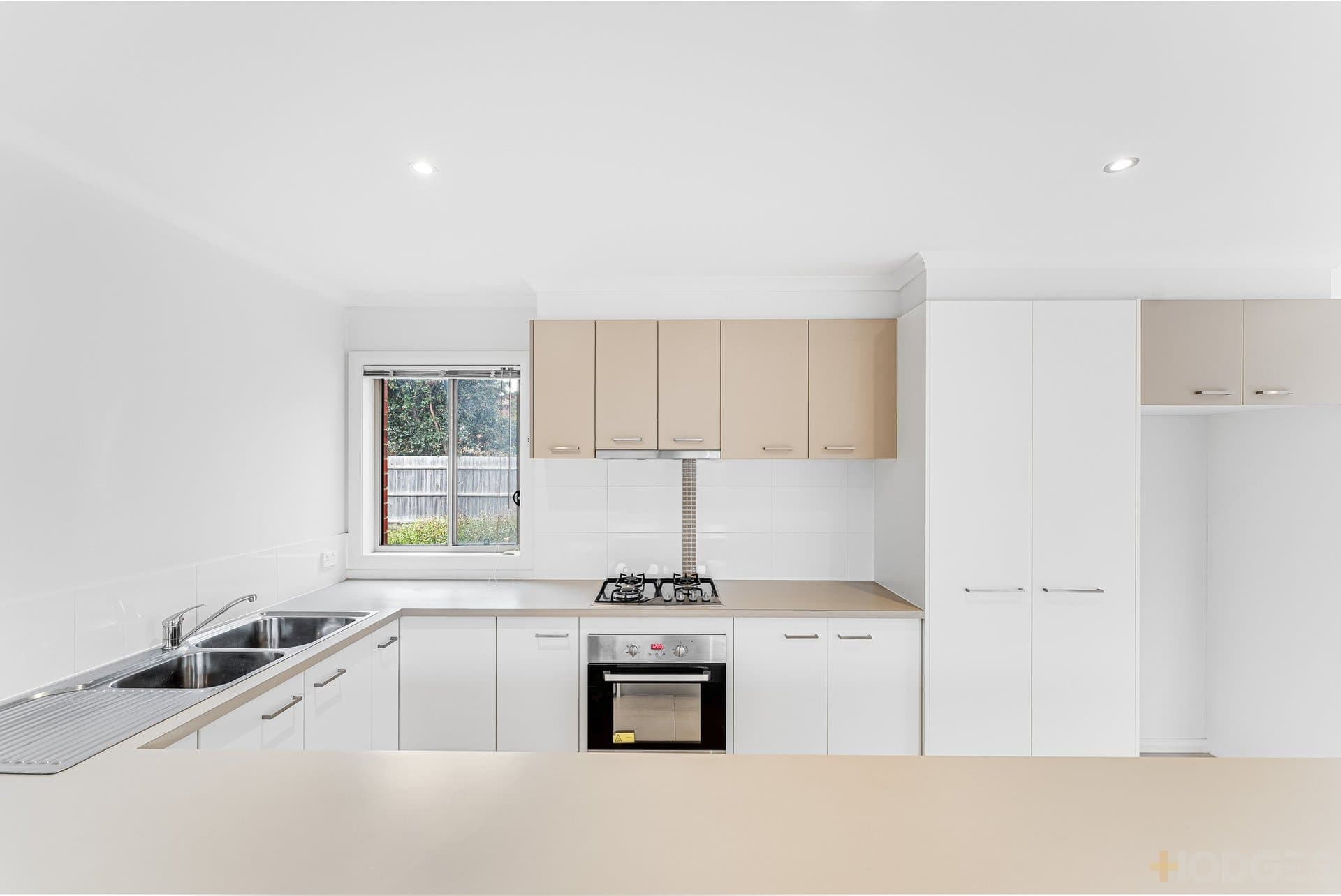 2 / 205 Hogans Road, Hoppers Crossing, VIC, 3029, Hoppers Crossing - Thumbnail 3