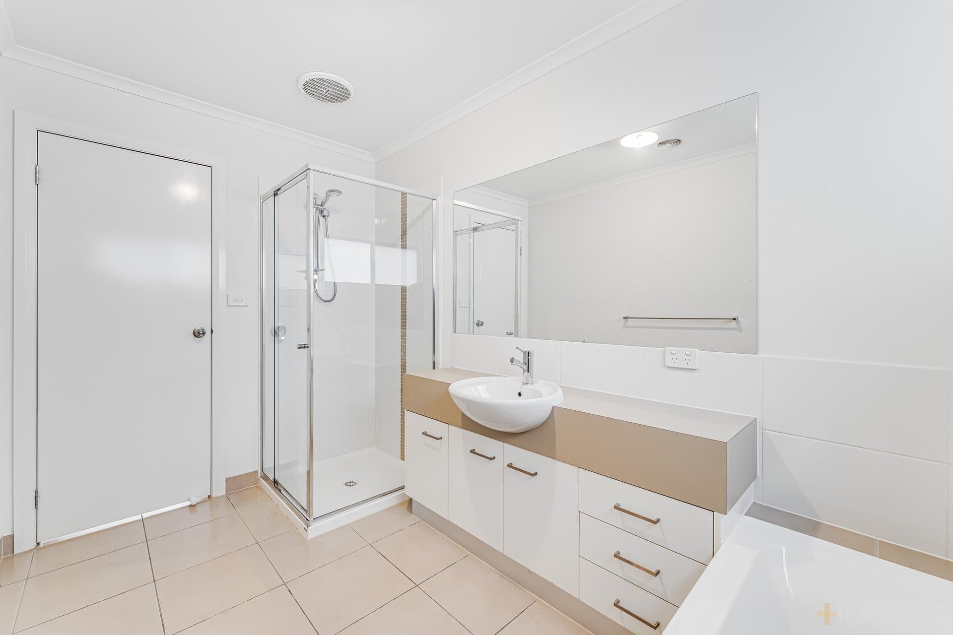 2 / 205 Hogans Road, Hoppers Crossing, VIC, 3029, Hoppers Crossing - Thumbnail 4