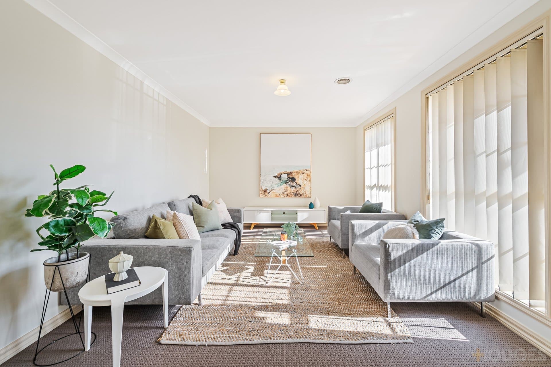 1 / 111 Hogans Road, Hoppers Crossing, VIC, 3029, Hoppers Crossing - Thumbnail 2