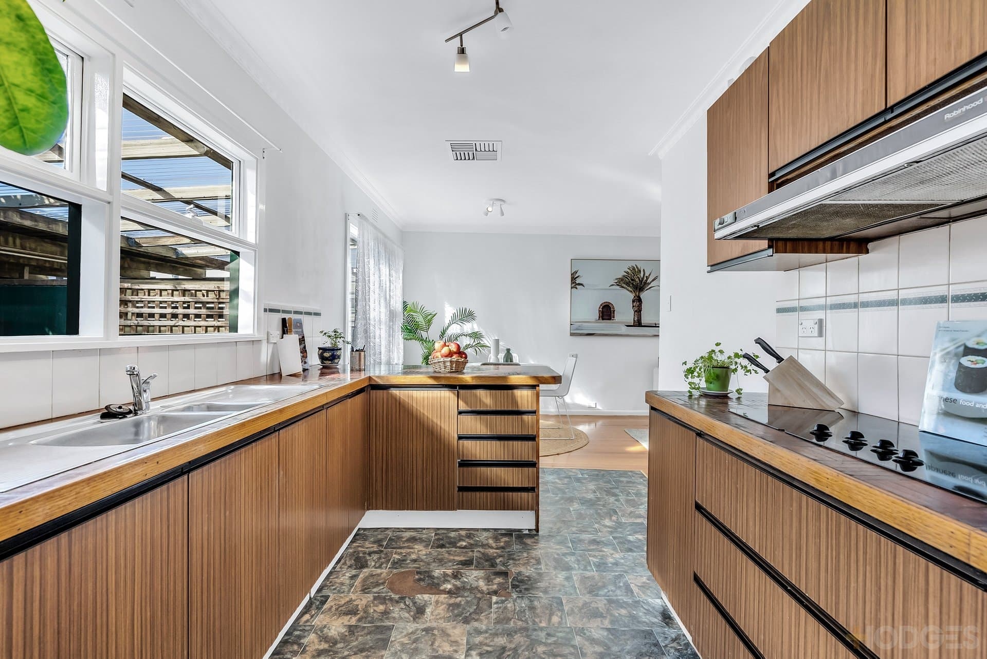 21 Morris Street, Parkdale, VIC, 3195, Parkdale - Thumbnail 3
