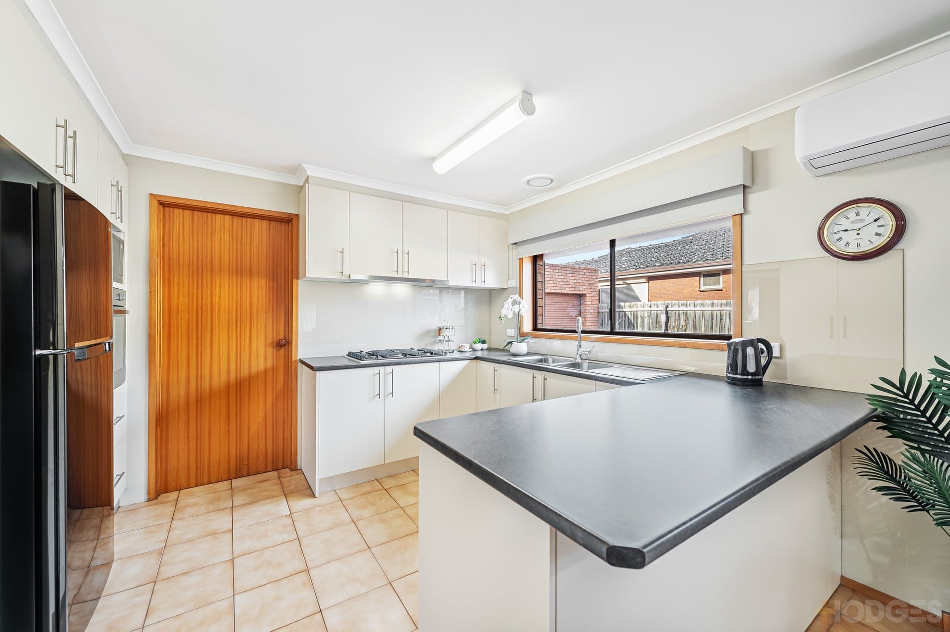 1 Loyola Road, Werribee, VIC, 3030, Werribee - Thumbnail 7