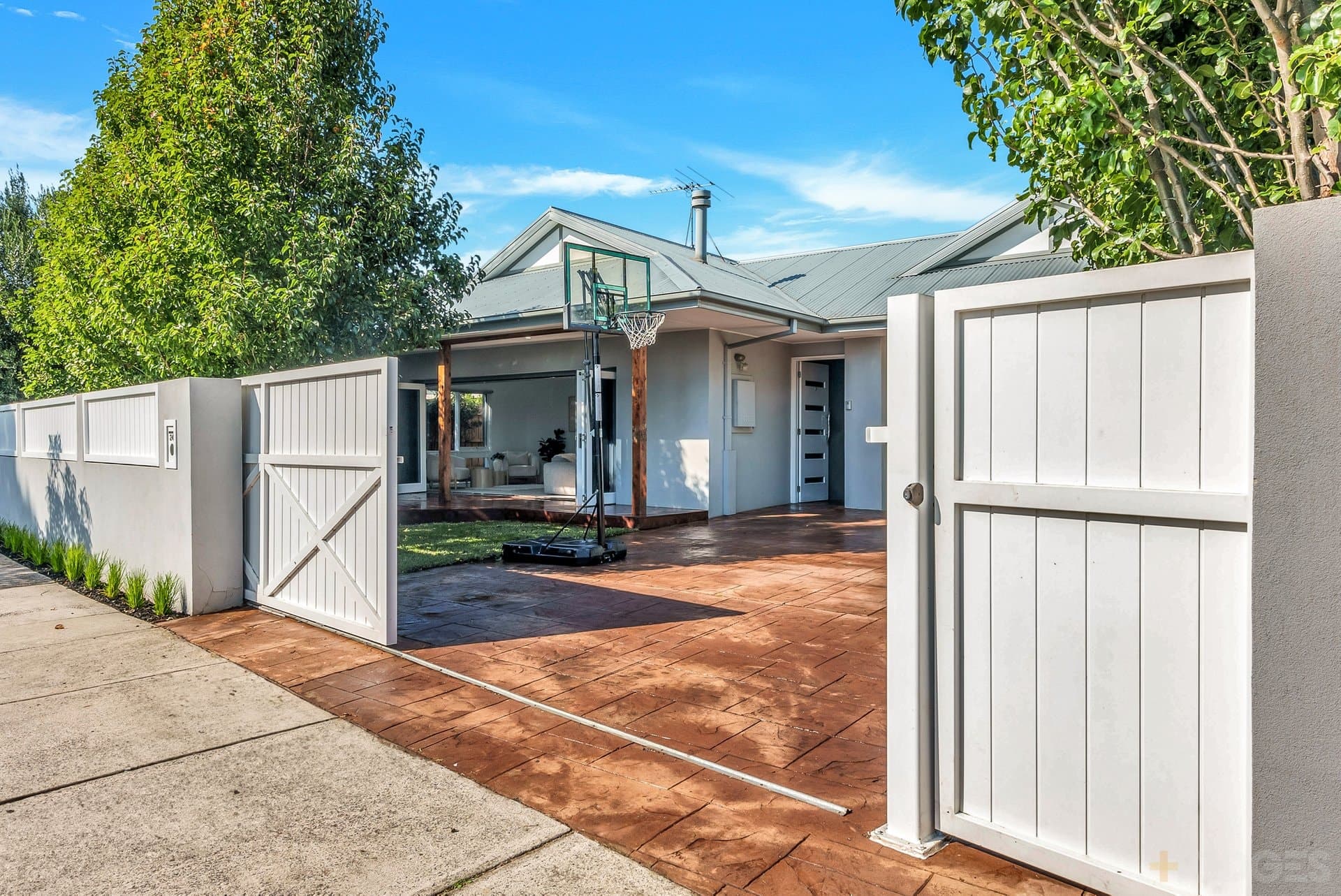 24 Carinya Avenue, Aspendale, VIC, 3195, Aspendale - Image 1