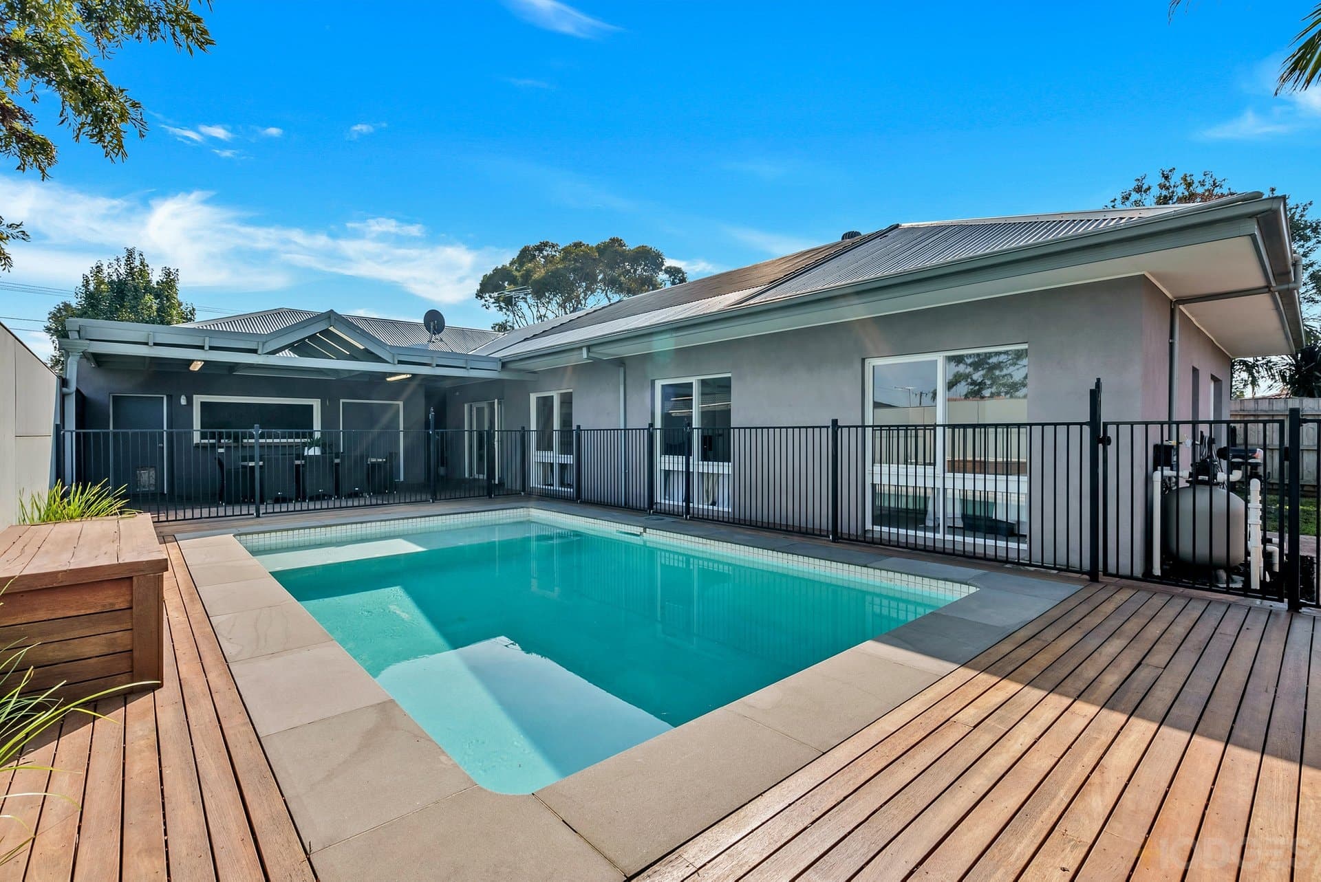 24 Carinya Avenue, Aspendale, VIC, 3195, Aspendale - Thumbnail 2
