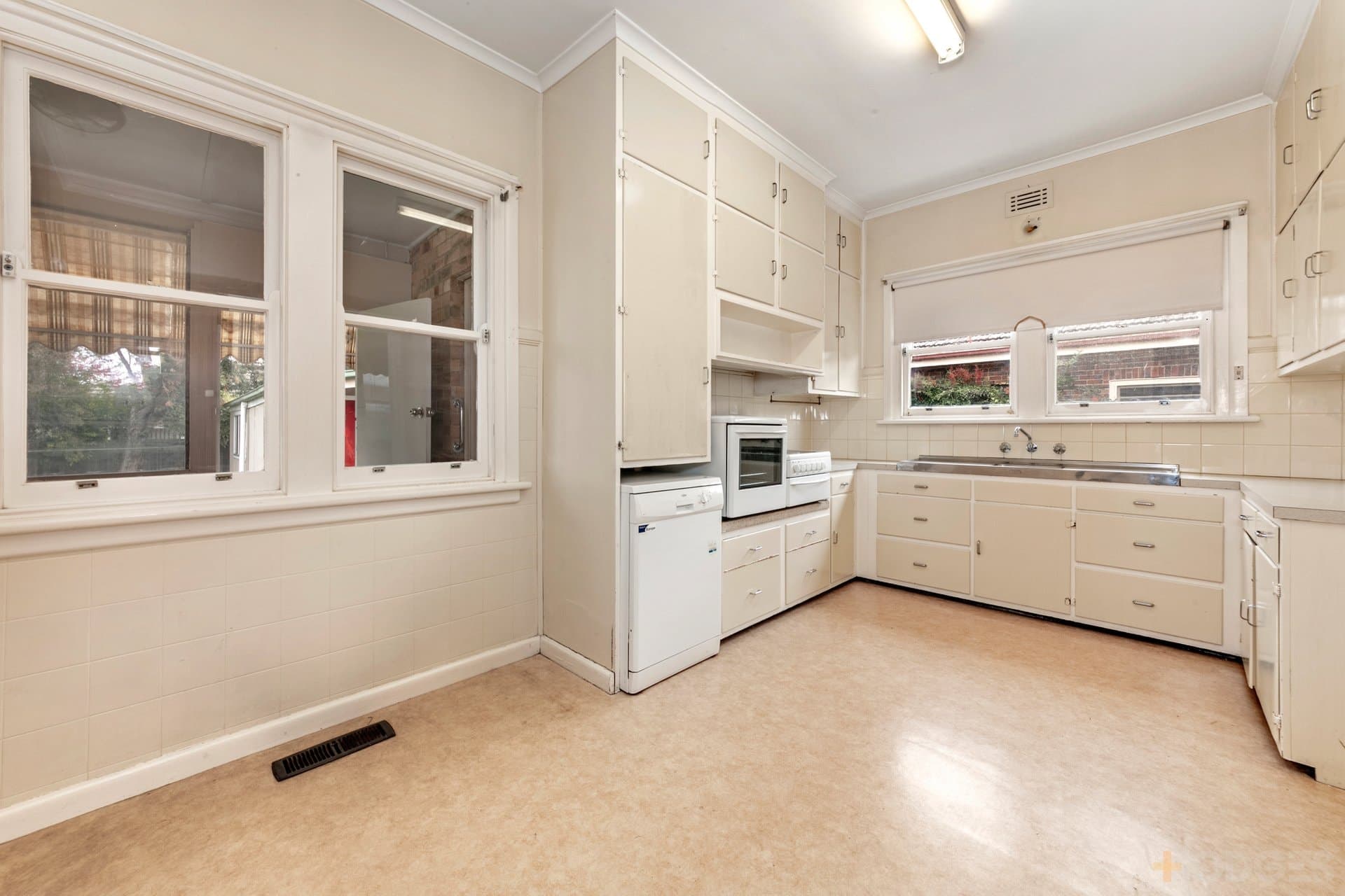 155 Tucker Road, Bentleigh, VIC, 3204, Bentleigh - Thumbnail 4