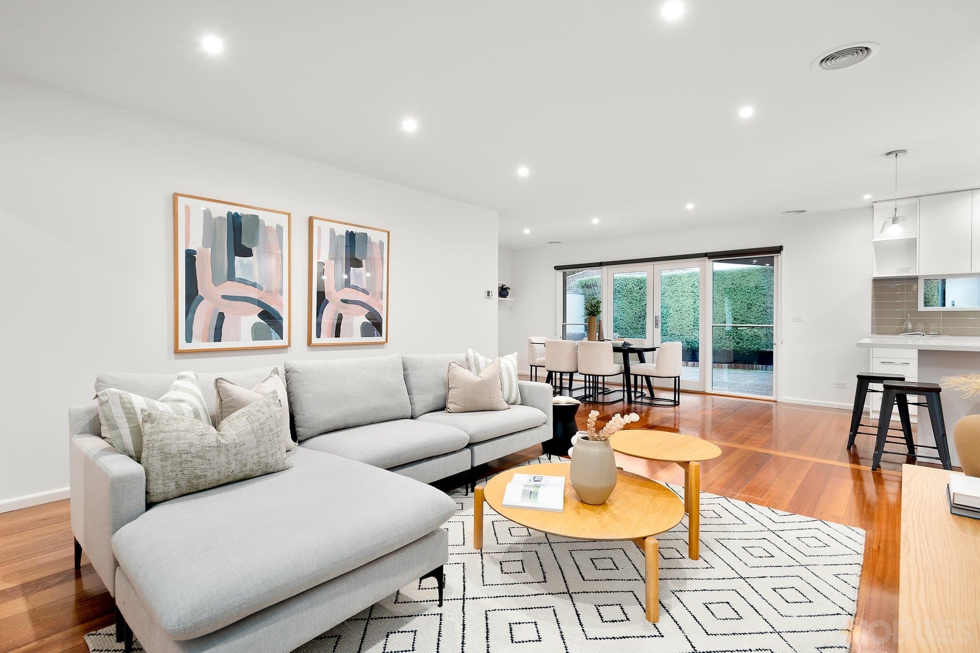 15 Marrbridge Road, Moorabbin, VIC, 3189, Moorabbin - Thumbnail 2