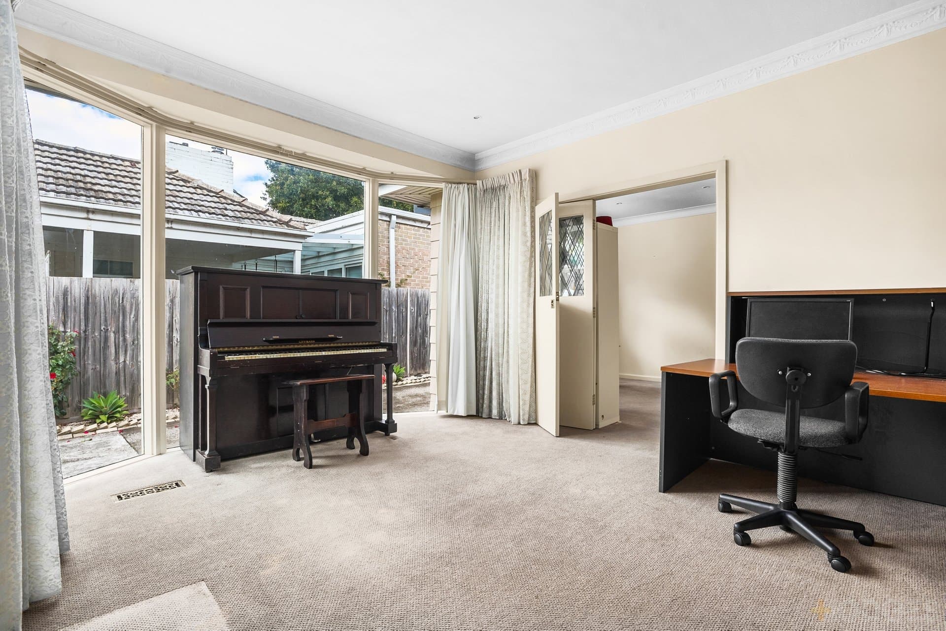 4 Tuck Street, Cheltenham, VIC, 3192, Cheltenham - Thumbnail 4
