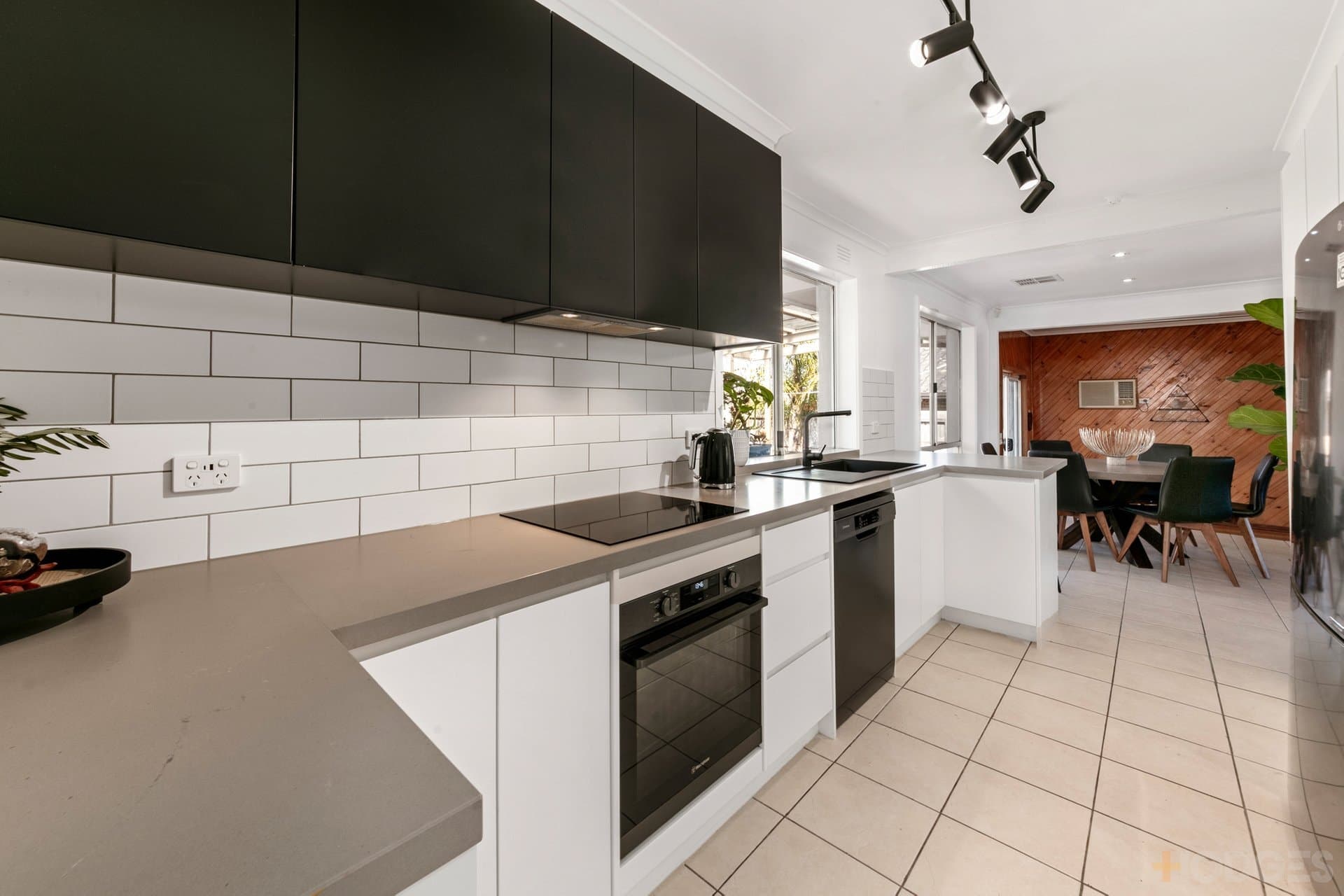142 Wilson Street, Cheltenham, VIC, 3192, Cheltenham - Thumbnail 4