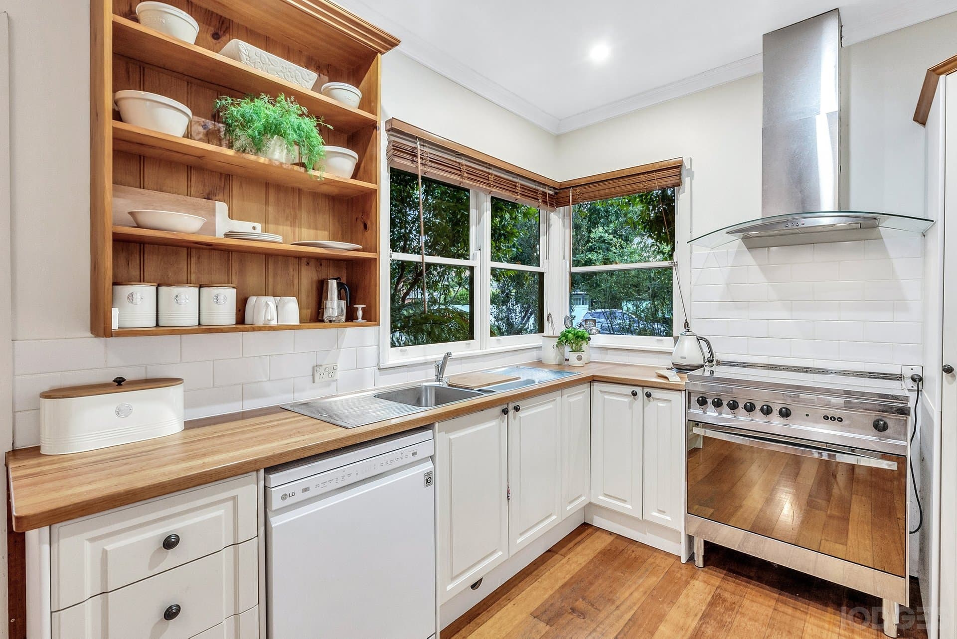 1 Tanti Street, Cheltenham, VIC, 3192, Cheltenham - Thumbnail 3