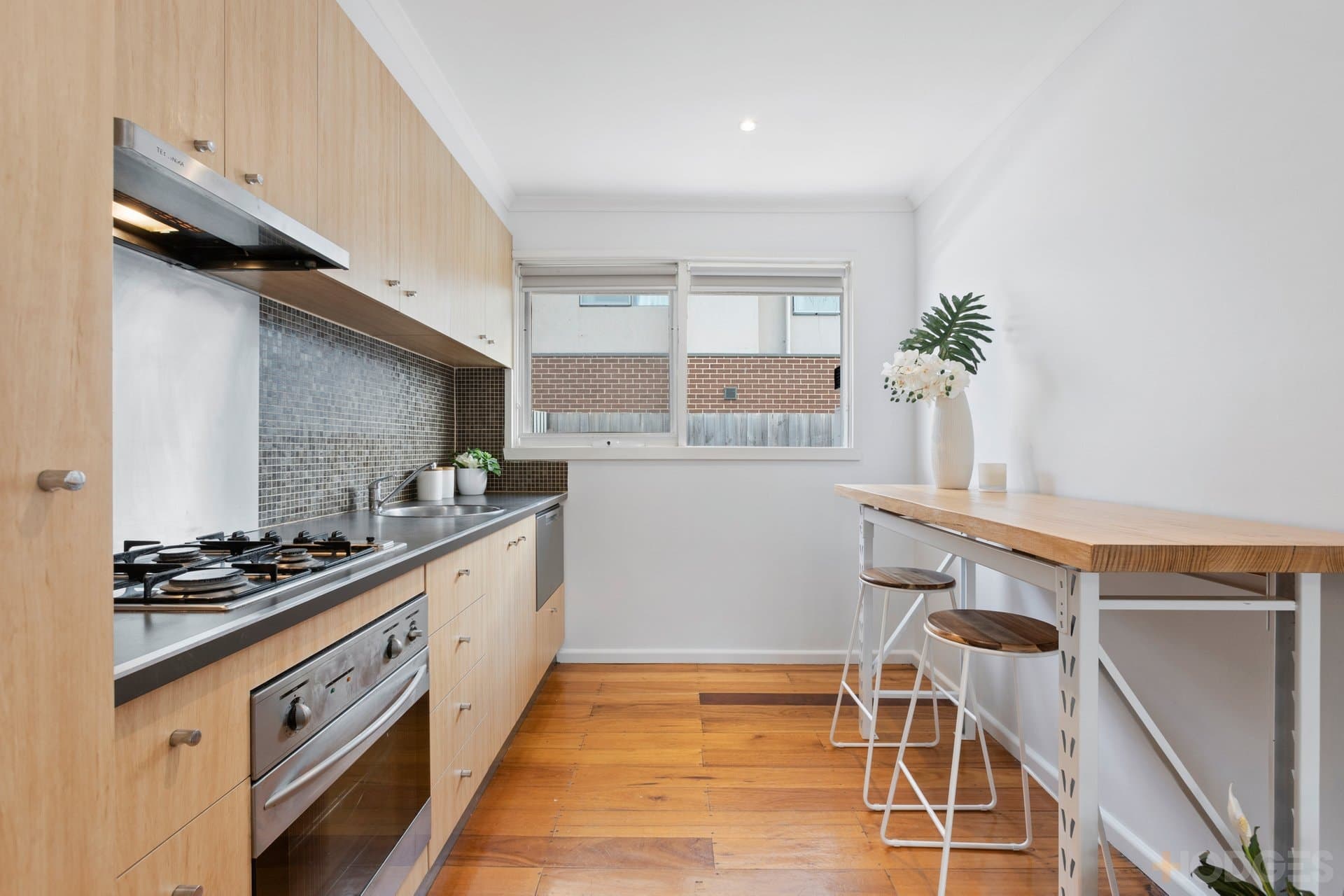 2 / 6-8 Olive Grove, Parkdale, VIC, 3195, Parkdale - Thumbnail 2