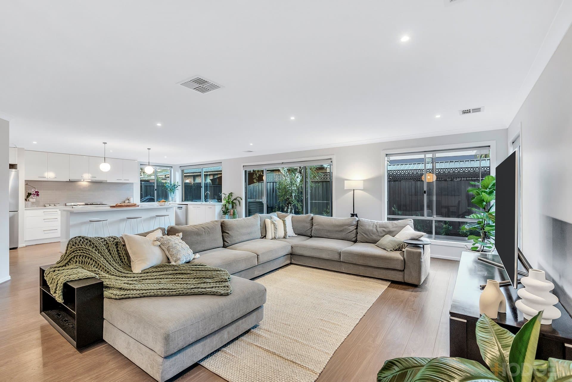 221 Centre Dandenong Road, Cheltenham, VIC, 3192, Cheltenham - Thumbnail 5
