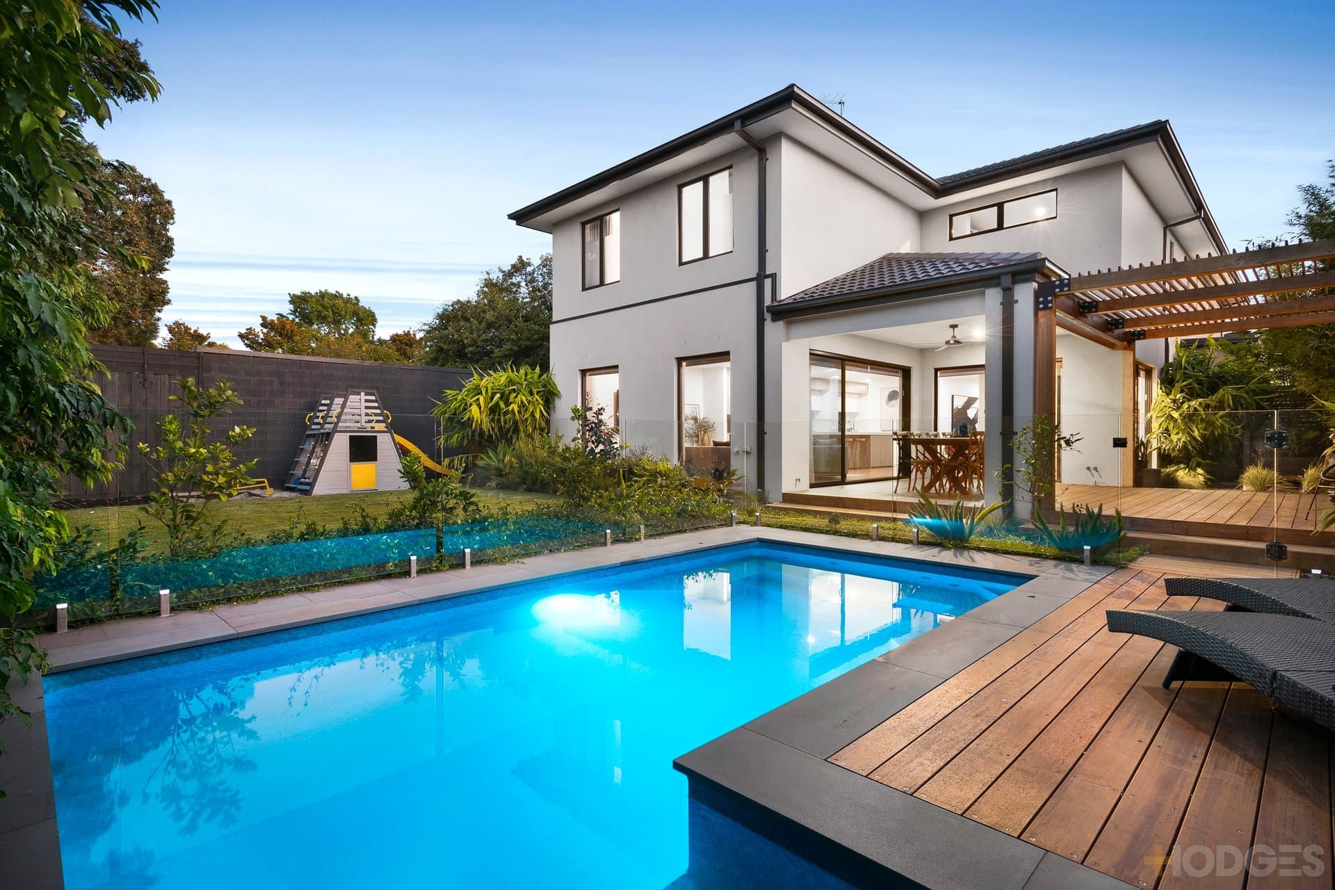 11 Correa Avenue, Cheltenham, VIC, 3192, Cheltenham - Thumbnail 2