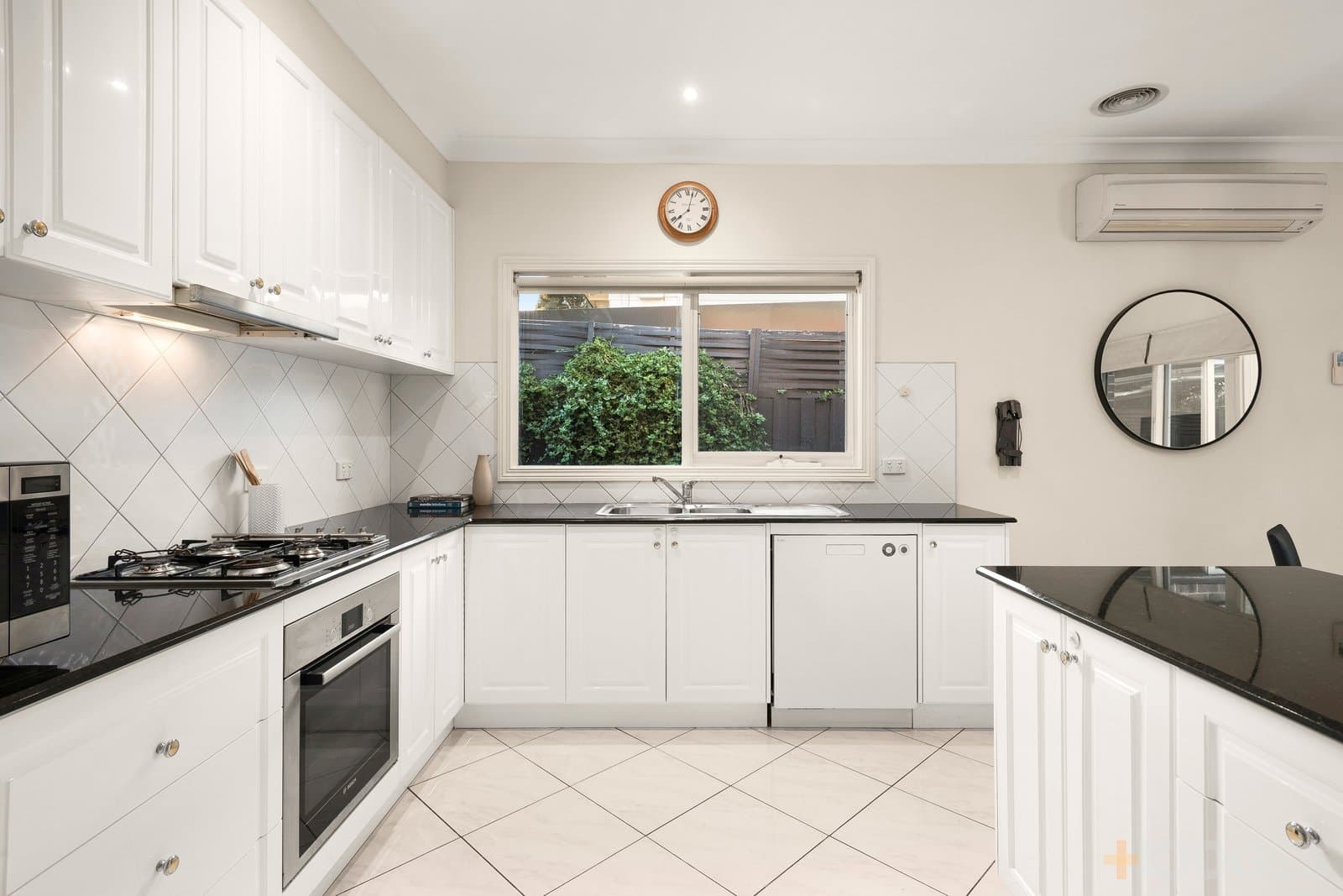 2 / 46 Fourth Street, Black Rock, VIC, 3193, Black Rock - Thumbnail 5