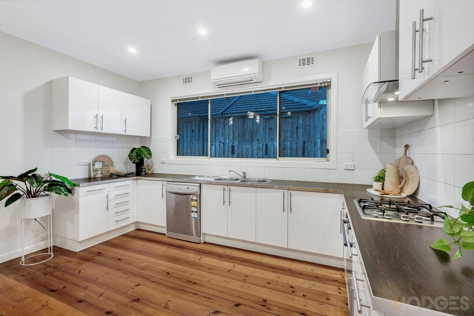 9 Walker Grove, Cheltenham, VIC, 3192, Cheltenham - Thumbnail 4