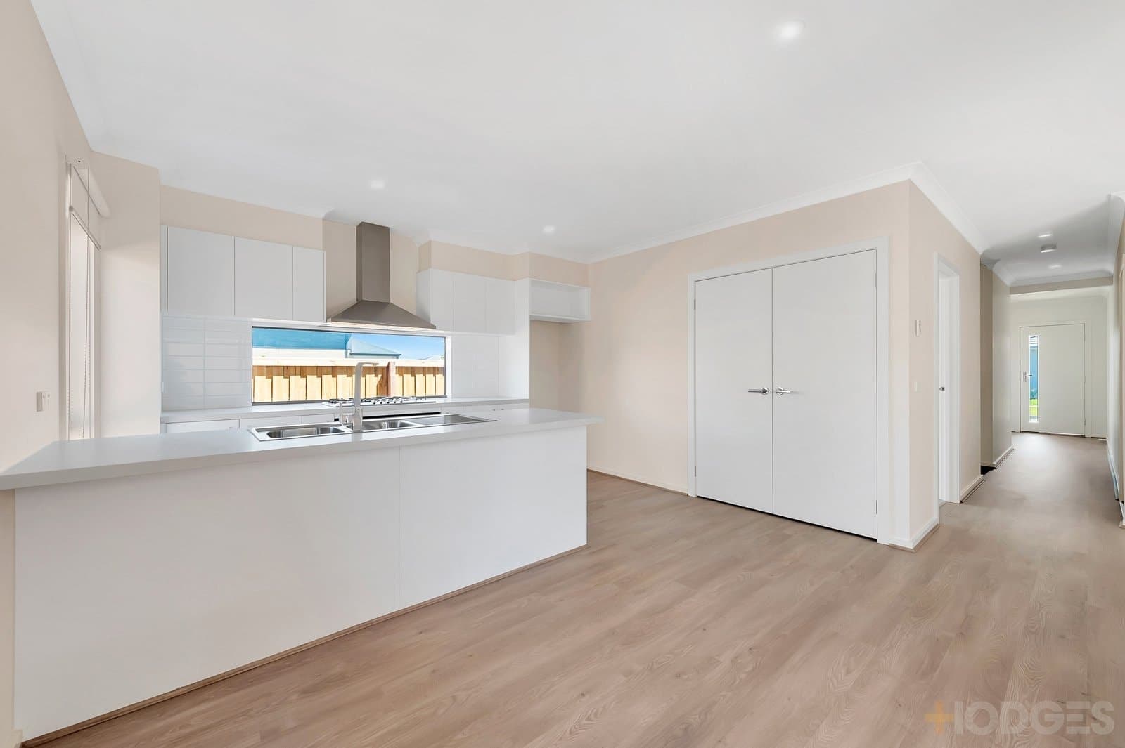 2 Webb Street, Mambourin, VIC, 3024, Mambourin - Thumbnail 4