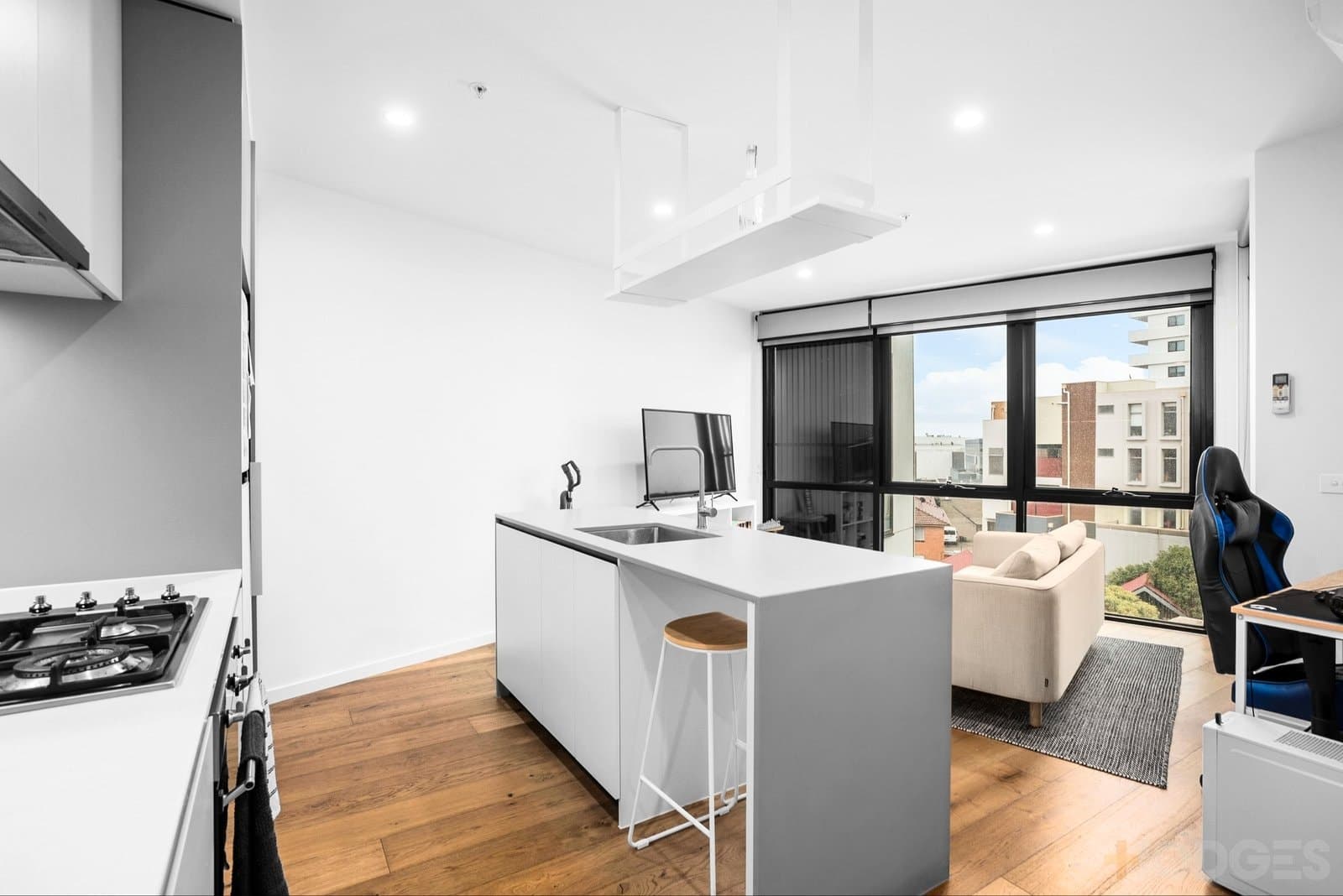 304 / 3 Chesterville Road, Cheltenham, VIC, 3192, Cheltenham - Image 1