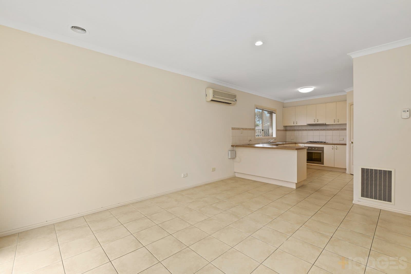 18 Everwin Drive, Werribee, VIC, 3030, Werribee - Thumbnail 6
