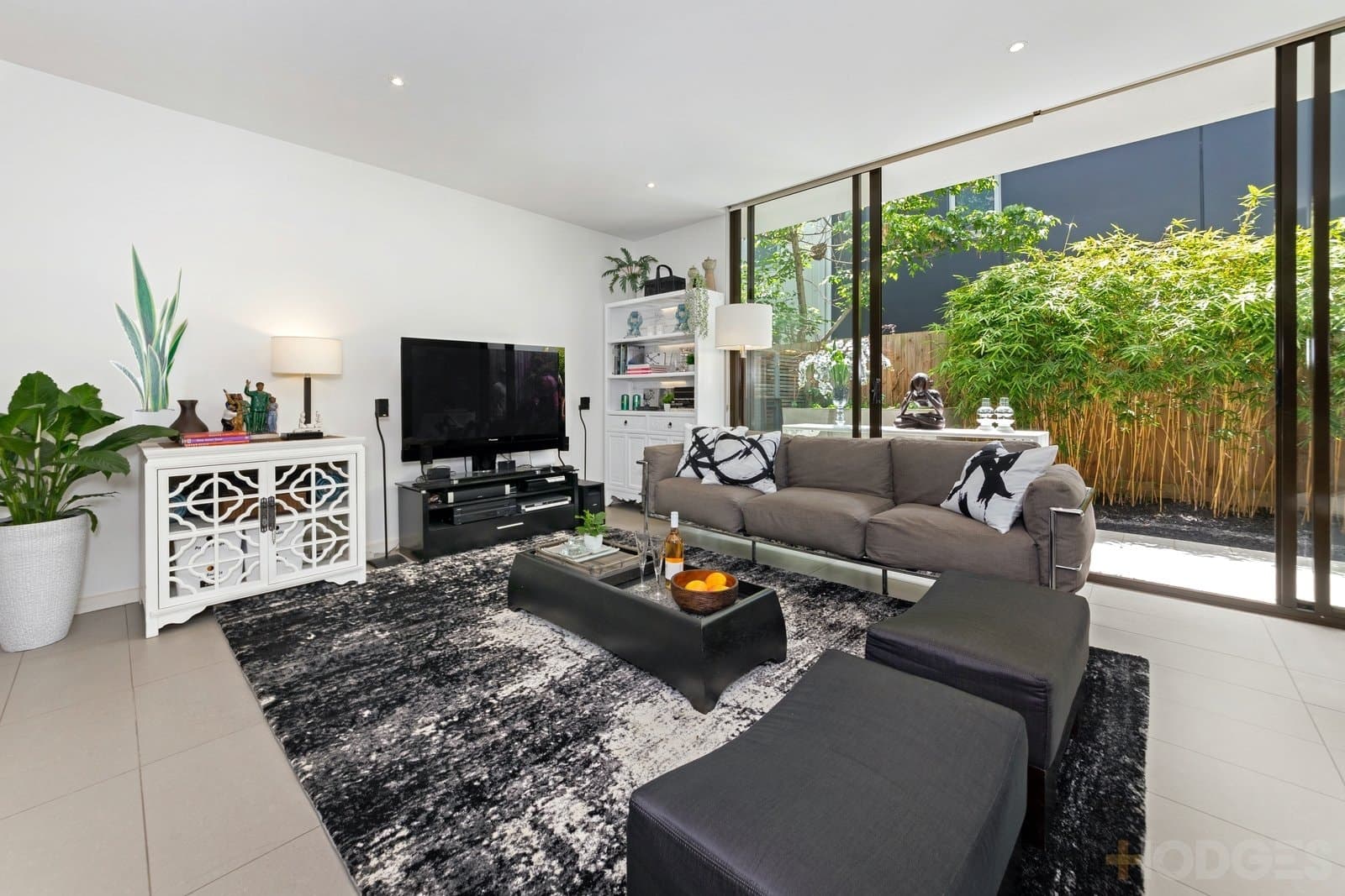 6 / 18 Warleigh Grove, Brighton, VIC, 3186, Brighton - Image 1
