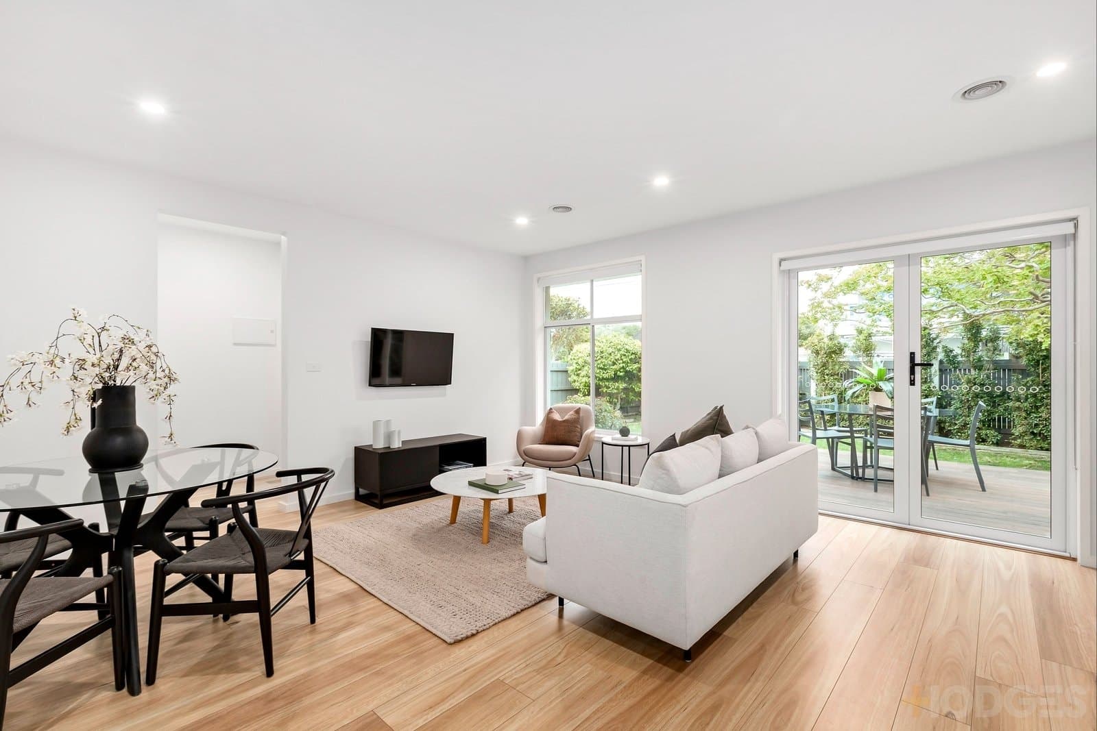 1 / 4 Linden Avenue, Cheltenham, VIC, 3192, Cheltenham - Thumbnail 2