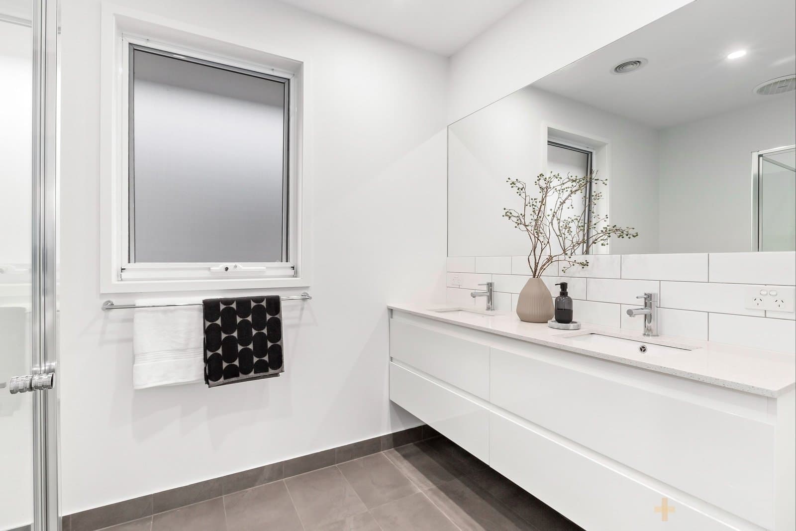 1 / 4 Linden Avenue, Cheltenham, VIC, 3192, Cheltenham - Thumbnail 8
