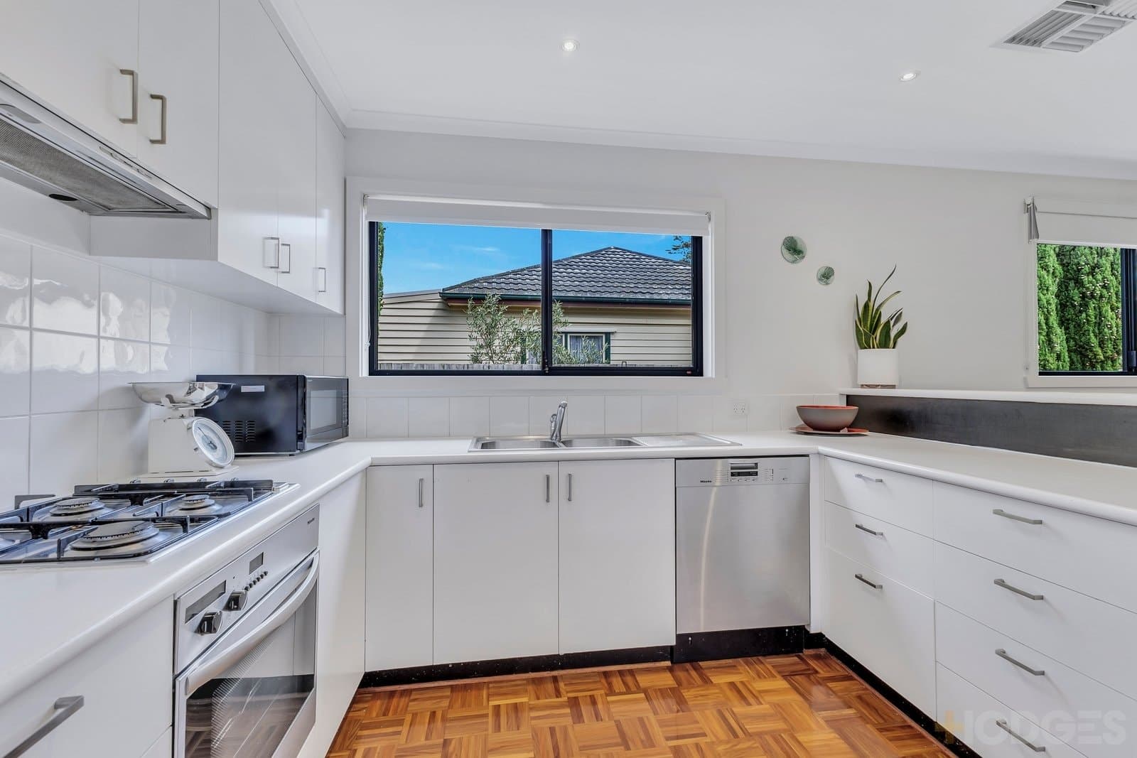 1 / 18 Mac Crescent, Parkdale, VIC, 3195, Parkdale - Thumbnail 4
