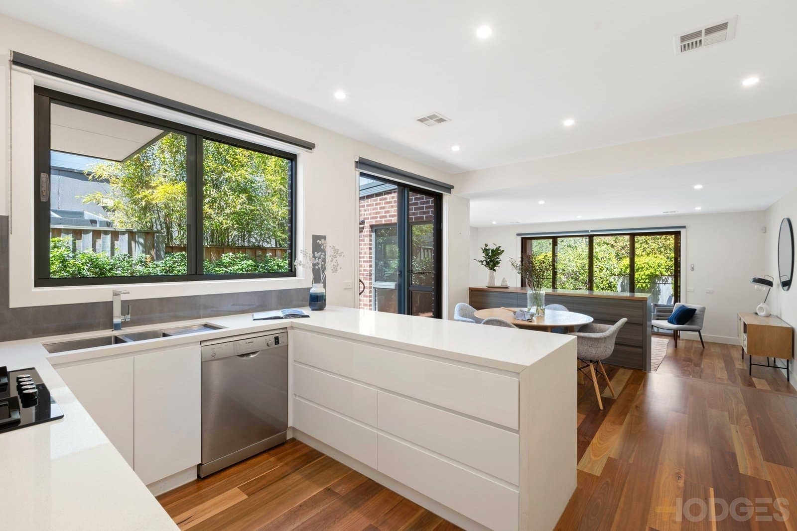 43 Olympic Avenue, Cheltenham, VIC, 3192, Cheltenham - Thumbnail 5