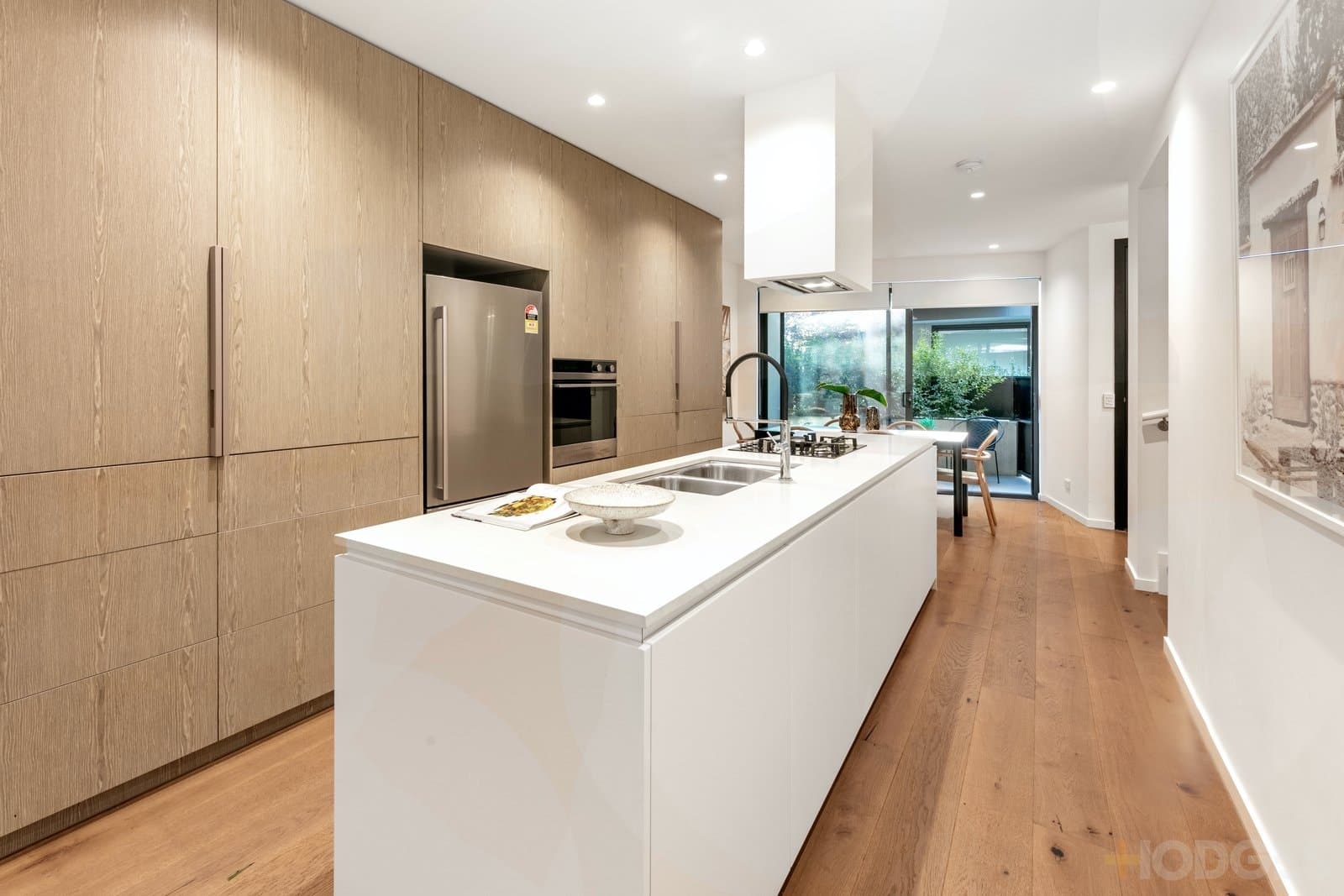 14 / 9-11 St Georges Avenue, Bentleigh East, VIC, 3165, Bentleigh East - Thumbnail 2