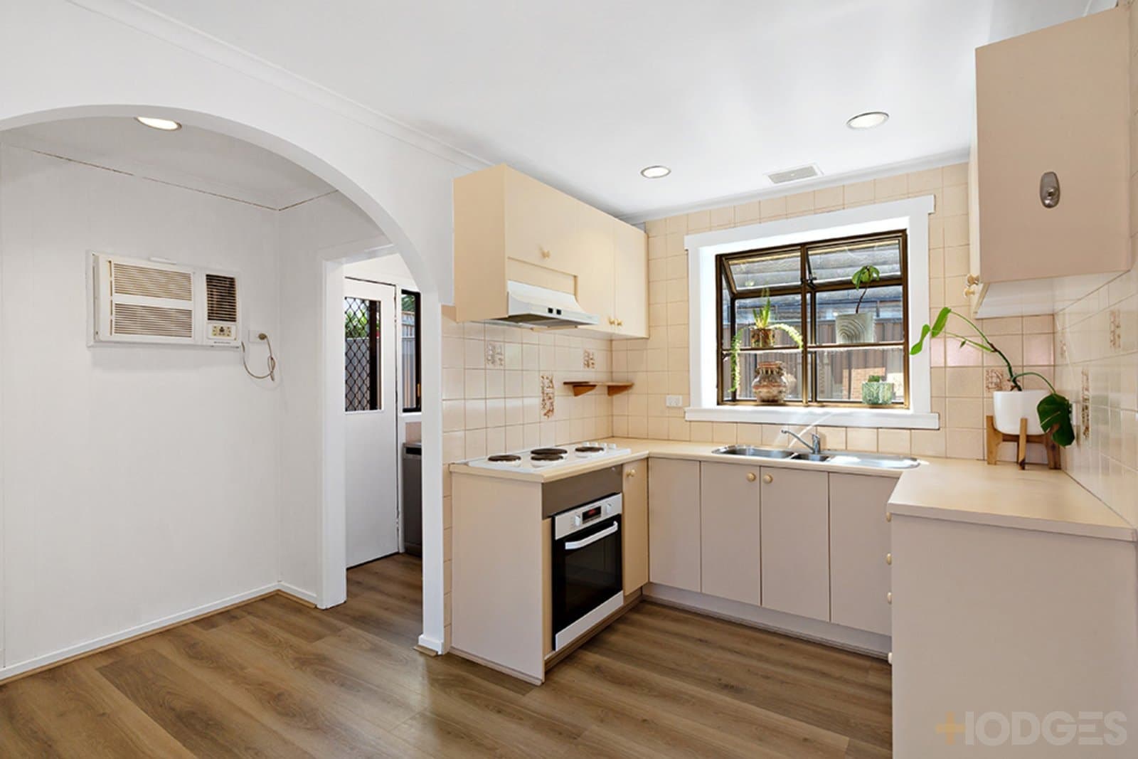 10 / 9-11 York Street, Bonbeach, VIC, 3196, Bonbeach - Thumbnail 3
