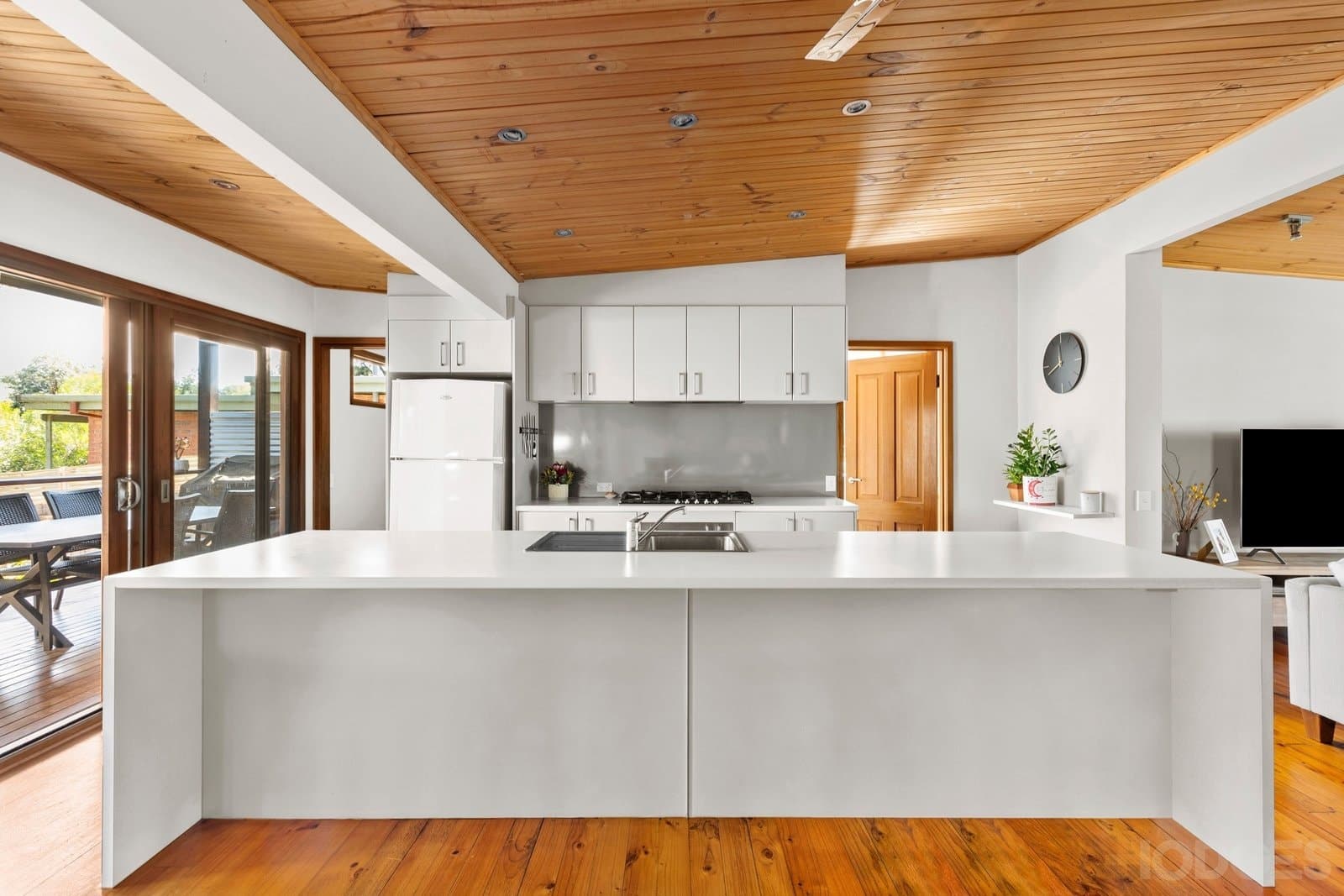 16 Field Street North, Ocean Grove, VIC, 3226, Ocean Grove - Thumbnail 6