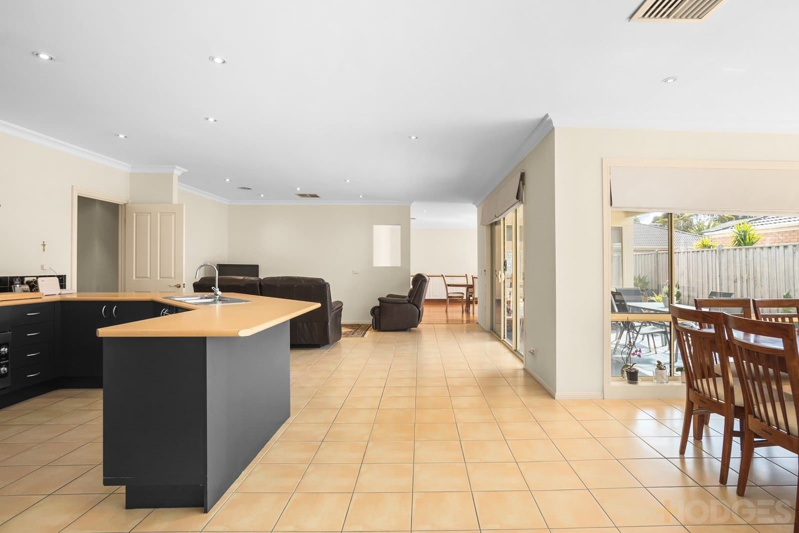 7 Carpentaria Court, Aspendale Gardens, VIC, 3195, Aspendale Gardens - Thumbnail 4