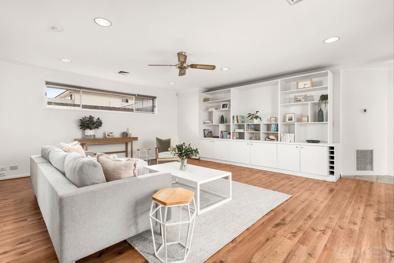 12 Hummerstone Road, Seaford, VIC, 3198, Seaford - Thumbnail 2
