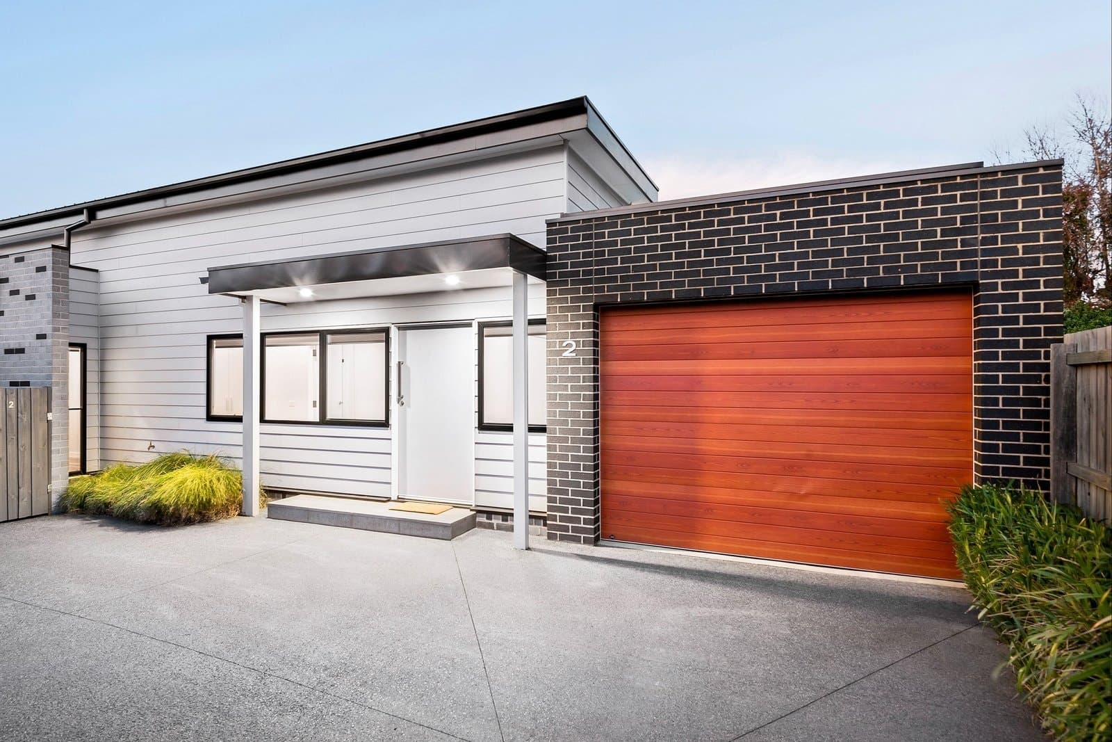 2 / 4 Linden Avenue, Cheltenham, VIC, 3192, Cheltenham - Thumbnail 2