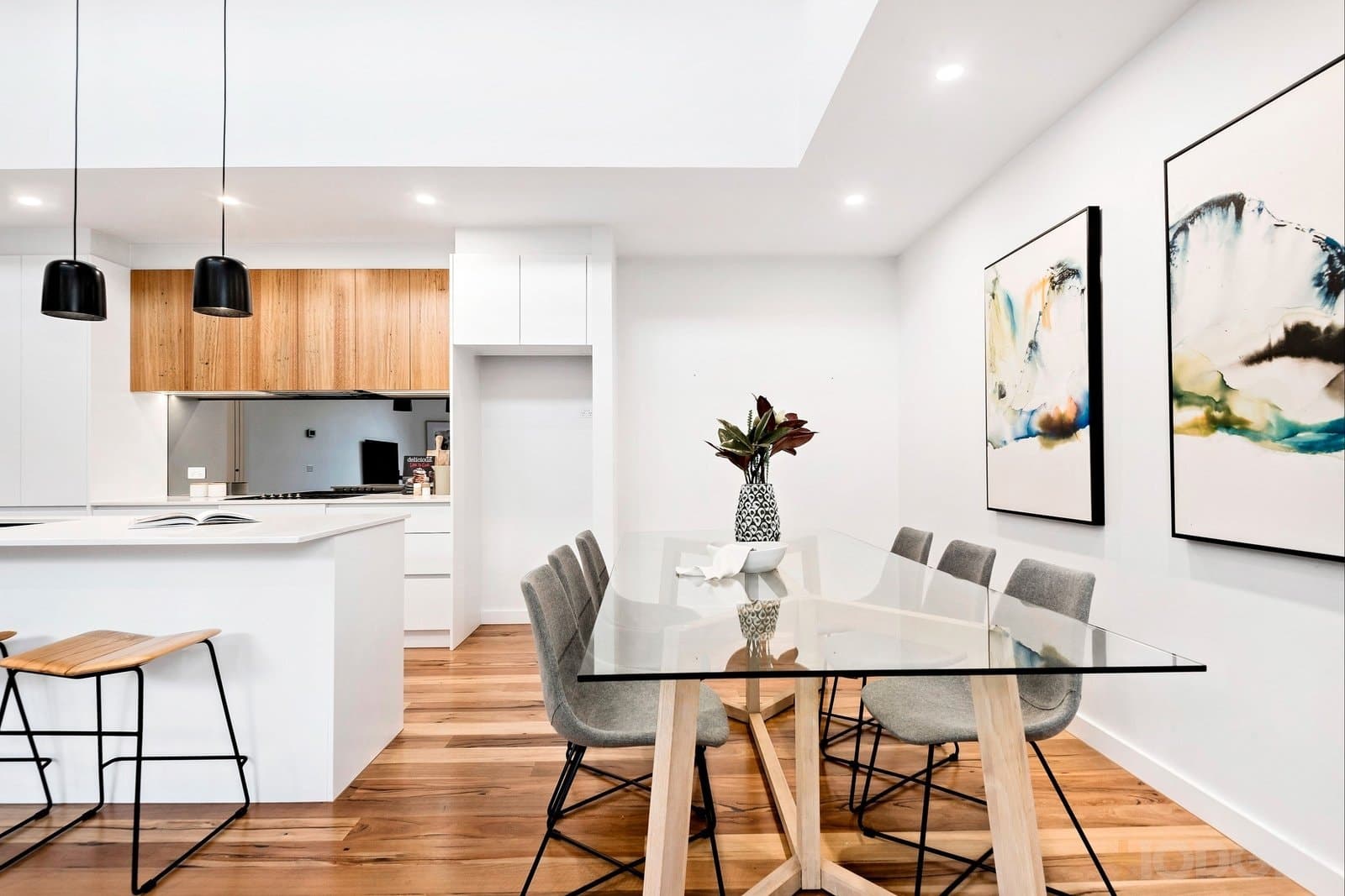 2 / 4 Linden Avenue, Cheltenham, VIC, 3192, Cheltenham - Thumbnail 6