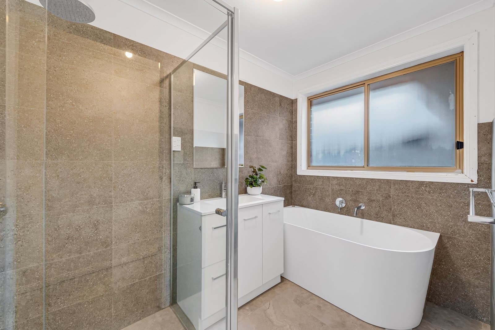 1 / 2 Mersey Court, Werribee, VIC, 3030, Werribee - Thumbnail 6