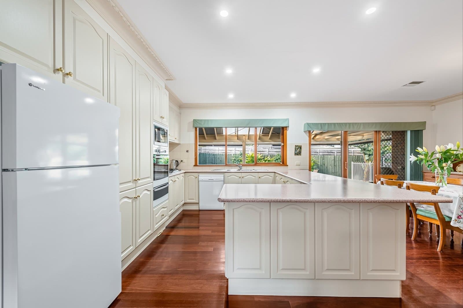 28 Golden Ash Grove, Hoppers Crossing, VIC, 3029, Hoppers Crossing - Thumbnail 7