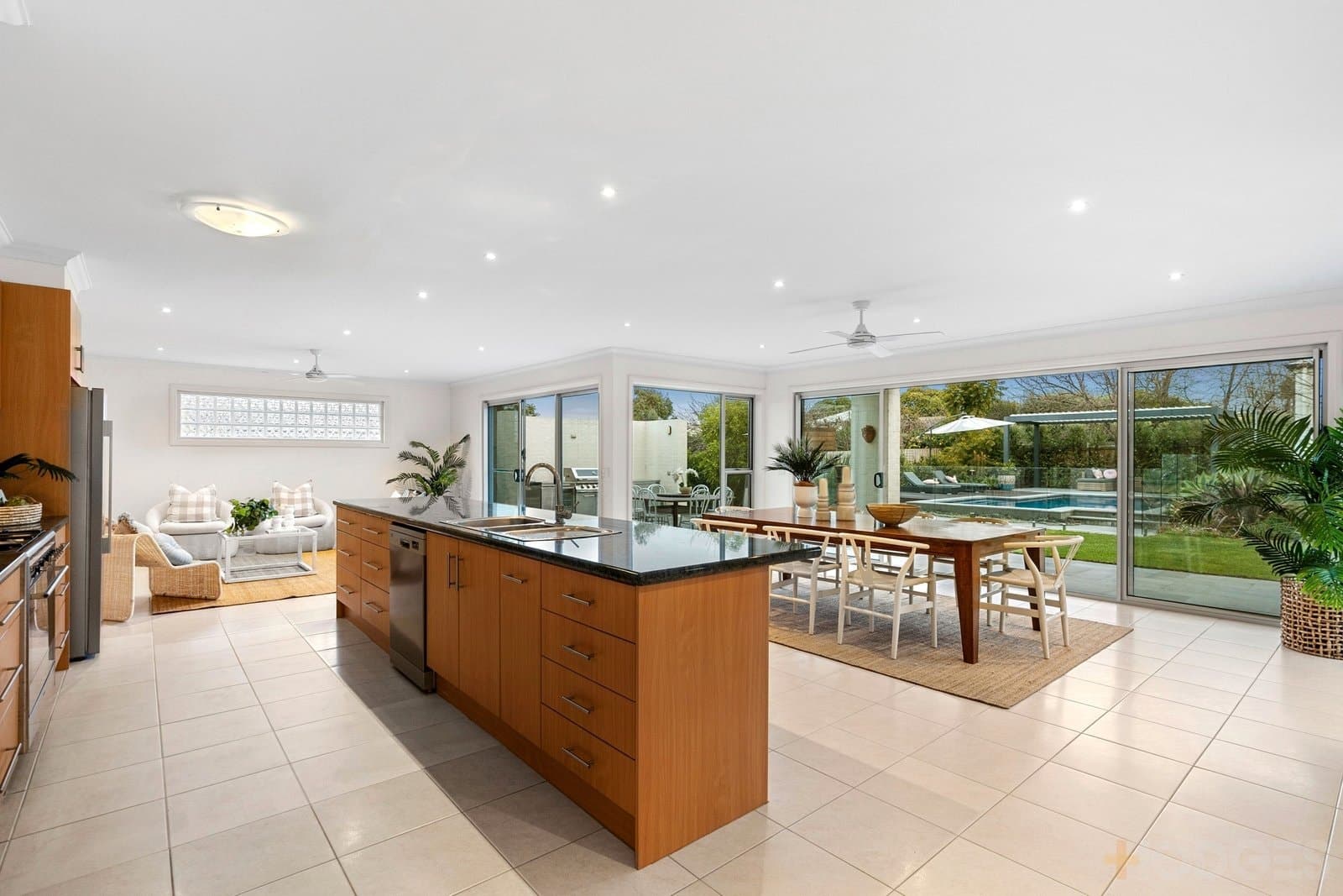 25 Roxby Street, Manifold Heights, VIC, 3218, Manifold Heights - Thumbnail 4