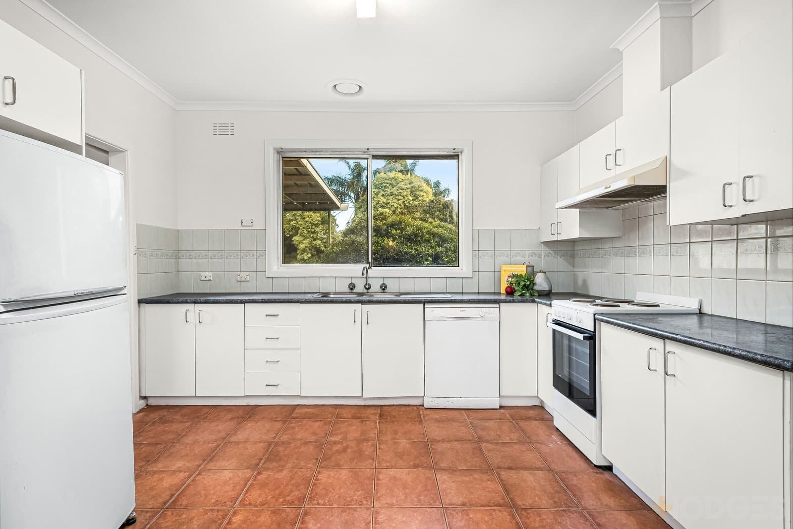 36 Friendship Square, Cheltenham, VIC, 3192, Cheltenham - Thumbnail 4