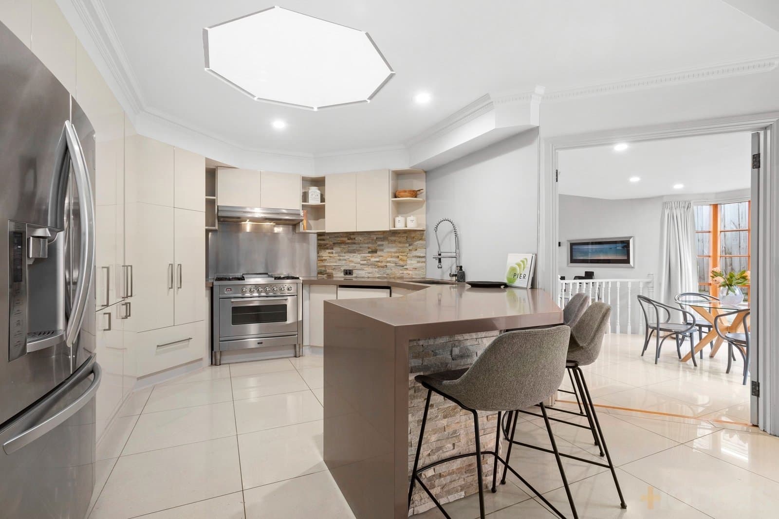 96 Oak Street, Beaumaris, VIC, 3193, Beaumaris - Thumbnail 4