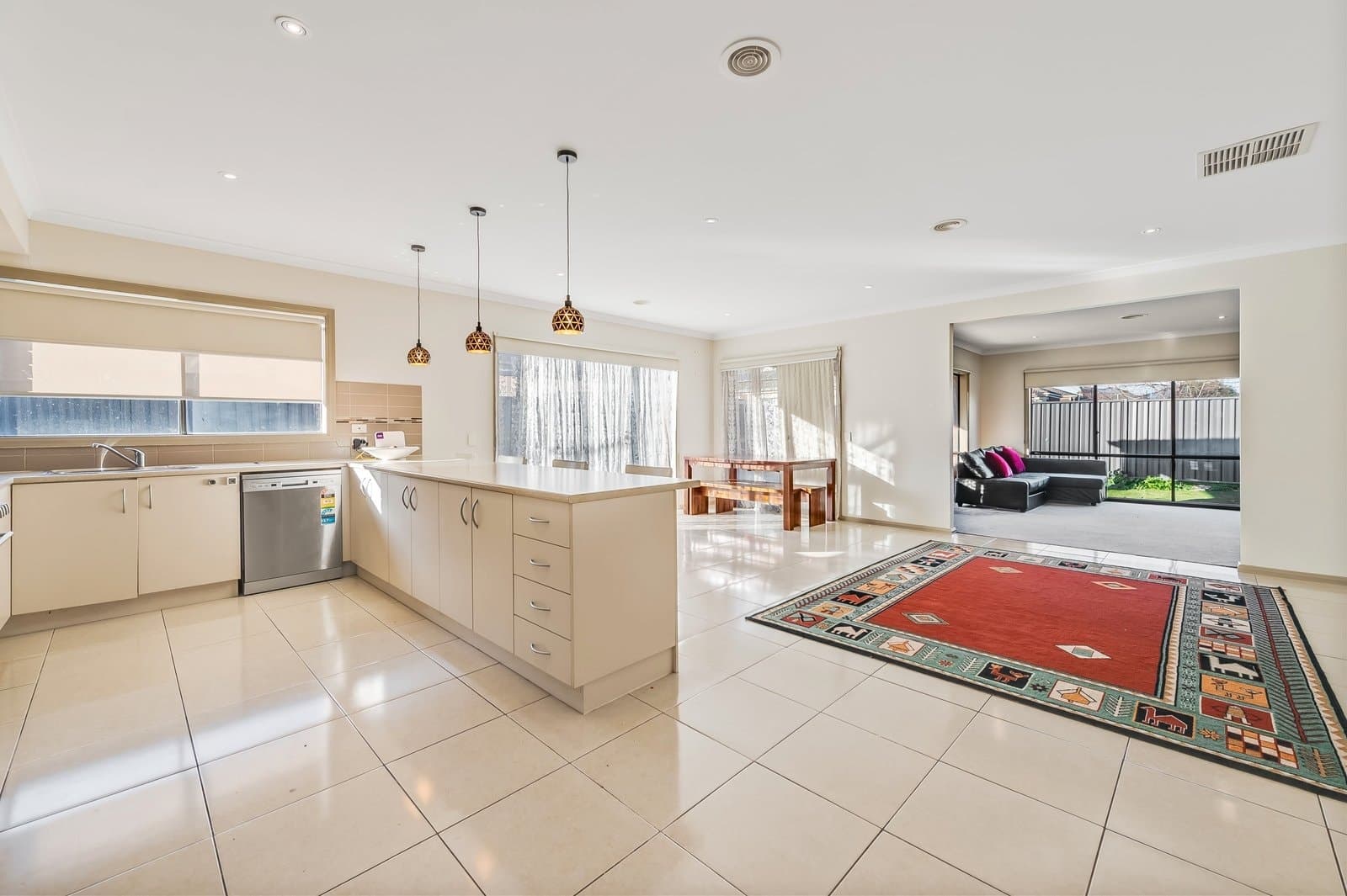 11 Ashburton Avenue, Manor Lakes, VIC, 3024, Manor Lakes - Thumbnail 4