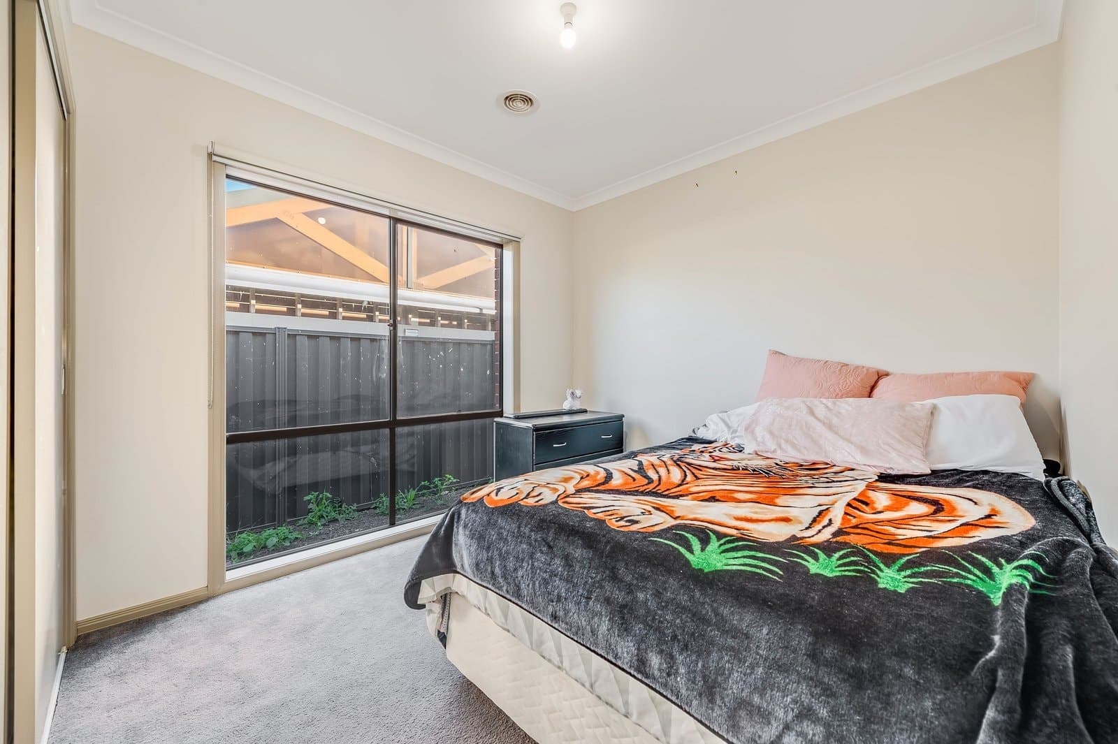 11 Ashburton Avenue, Manor Lakes, VIC, 3024, Manor Lakes - Thumbnail 8