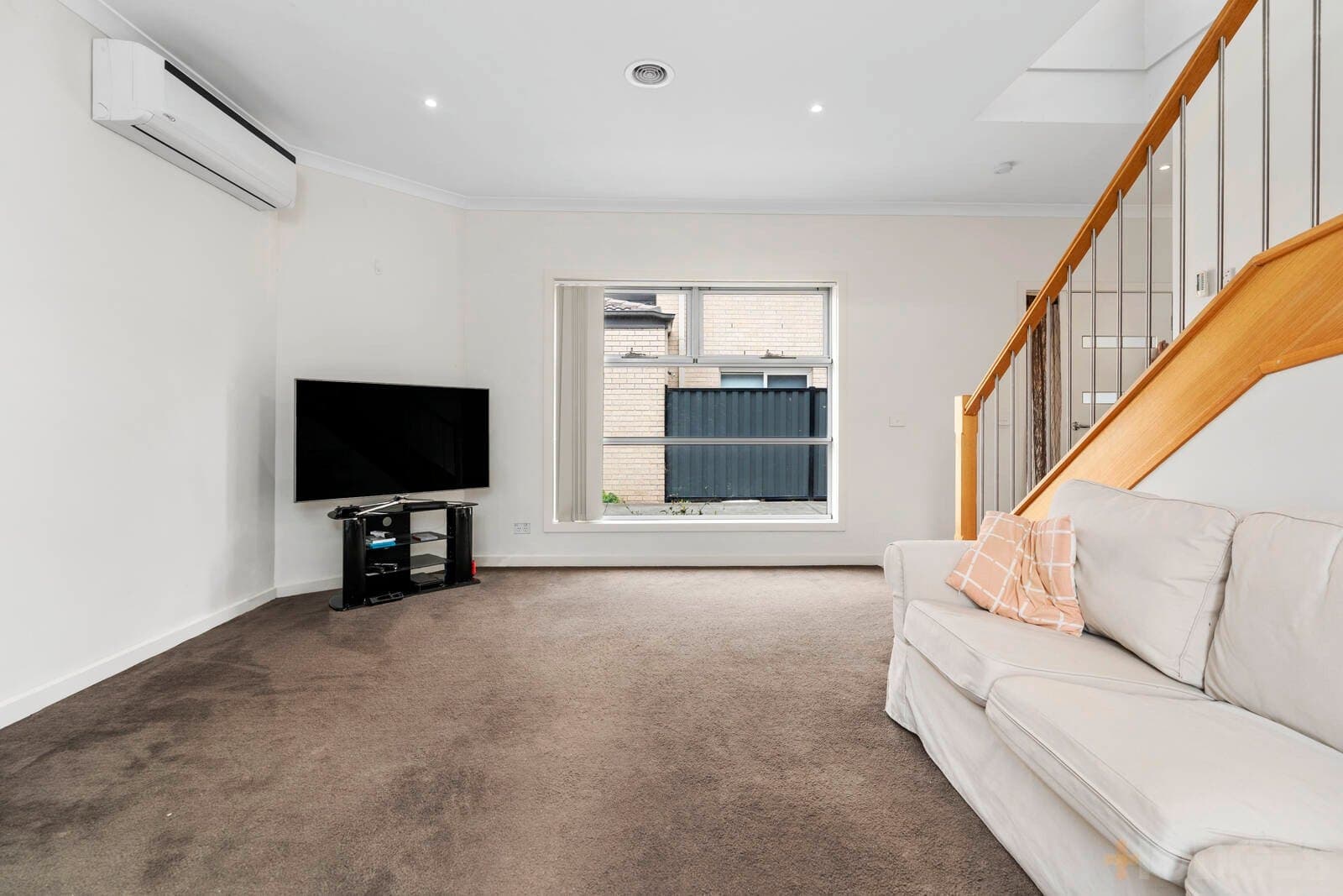 2 / 9 Duchess Court, Point Cook, VIC, 3030, Point Cook - Thumbnail 4