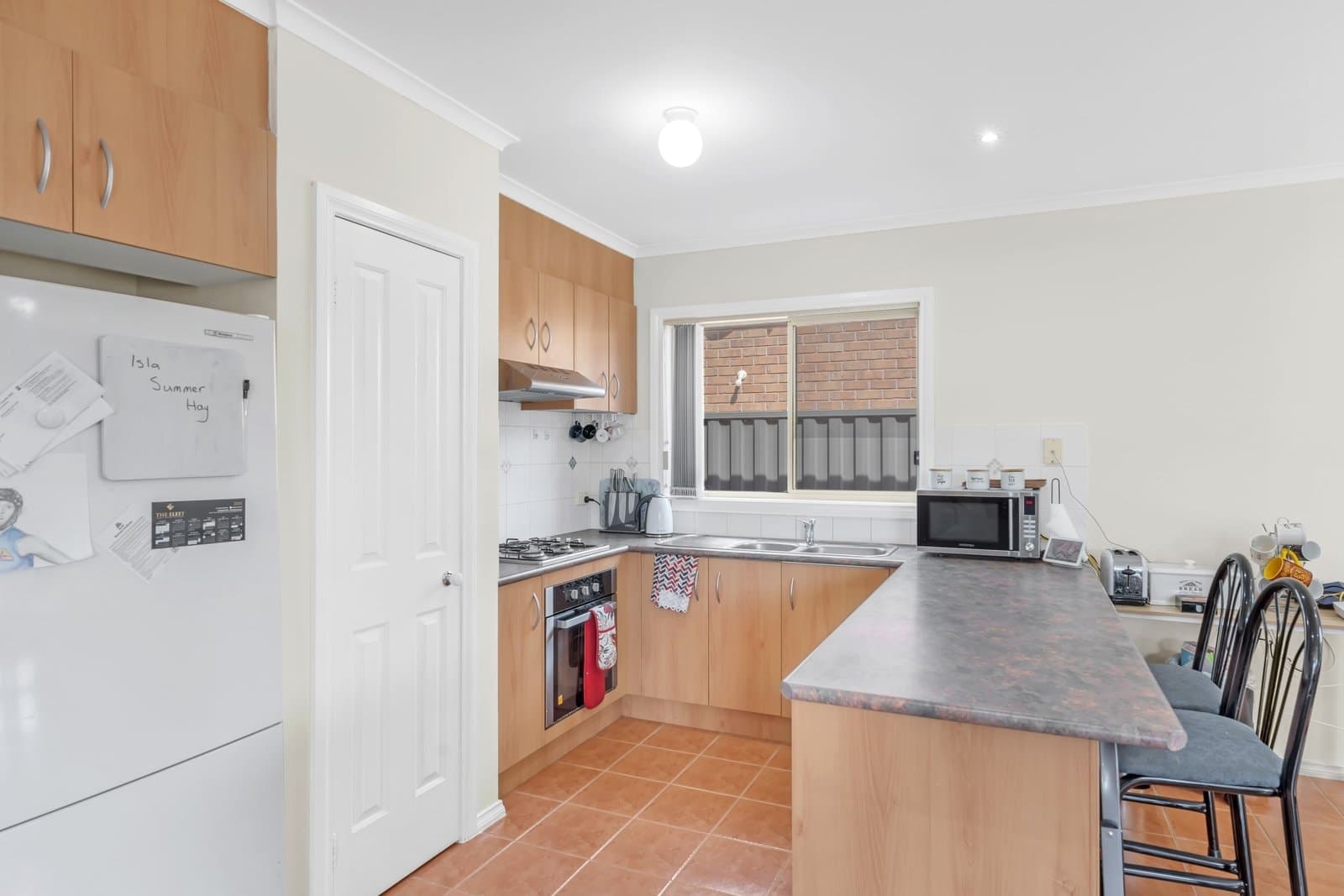 5 French Crescent, Caroline Springs, VIC, 3023, Caroline Springs - Thumbnail 3