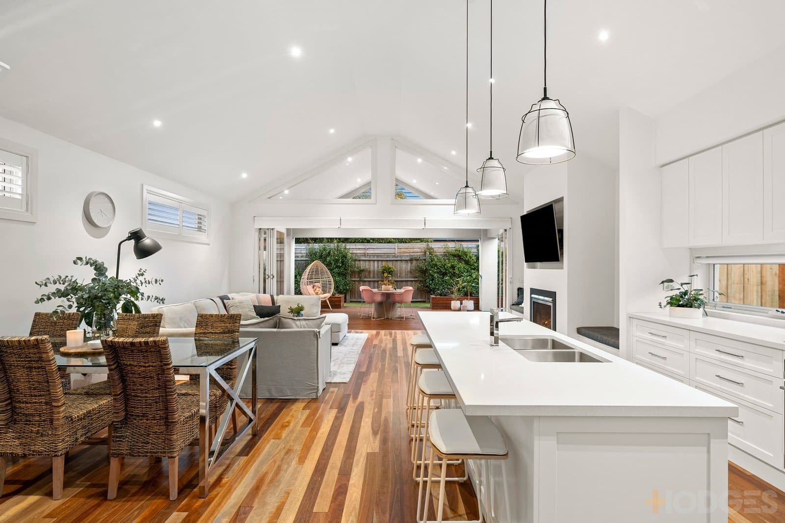 33 Waratah Street, Geelong West, VIC, 3218, Geelong West - Thumbnail 2