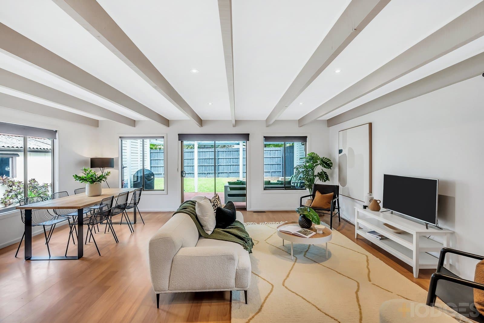 18 Hartwell Place, Cheltenham, VIC, 3192, Cheltenham - Thumbnail 2
