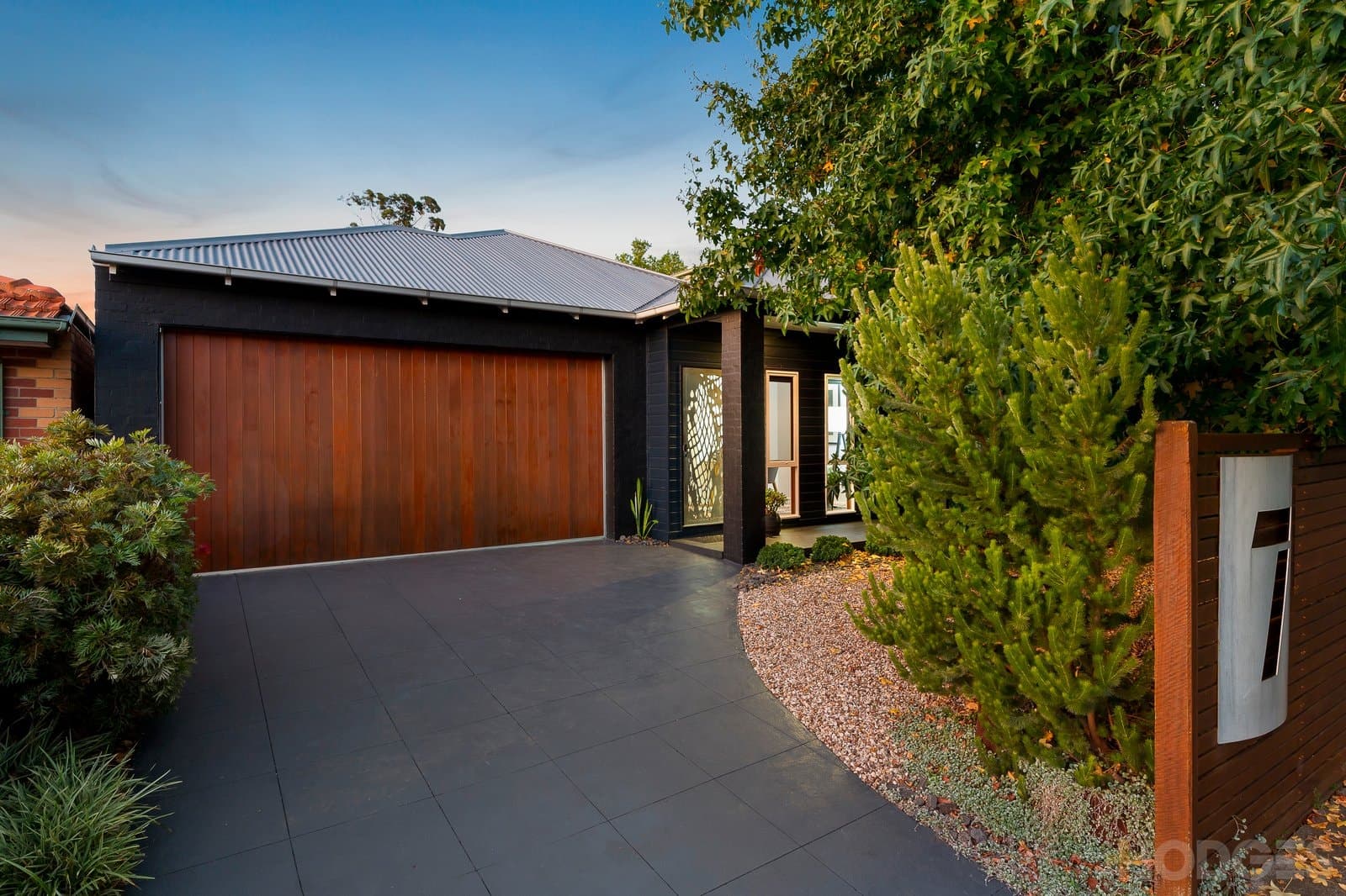 7 Holloway Road, Sandringham, VIC, 3191, Sandringham - Thumbnail 2