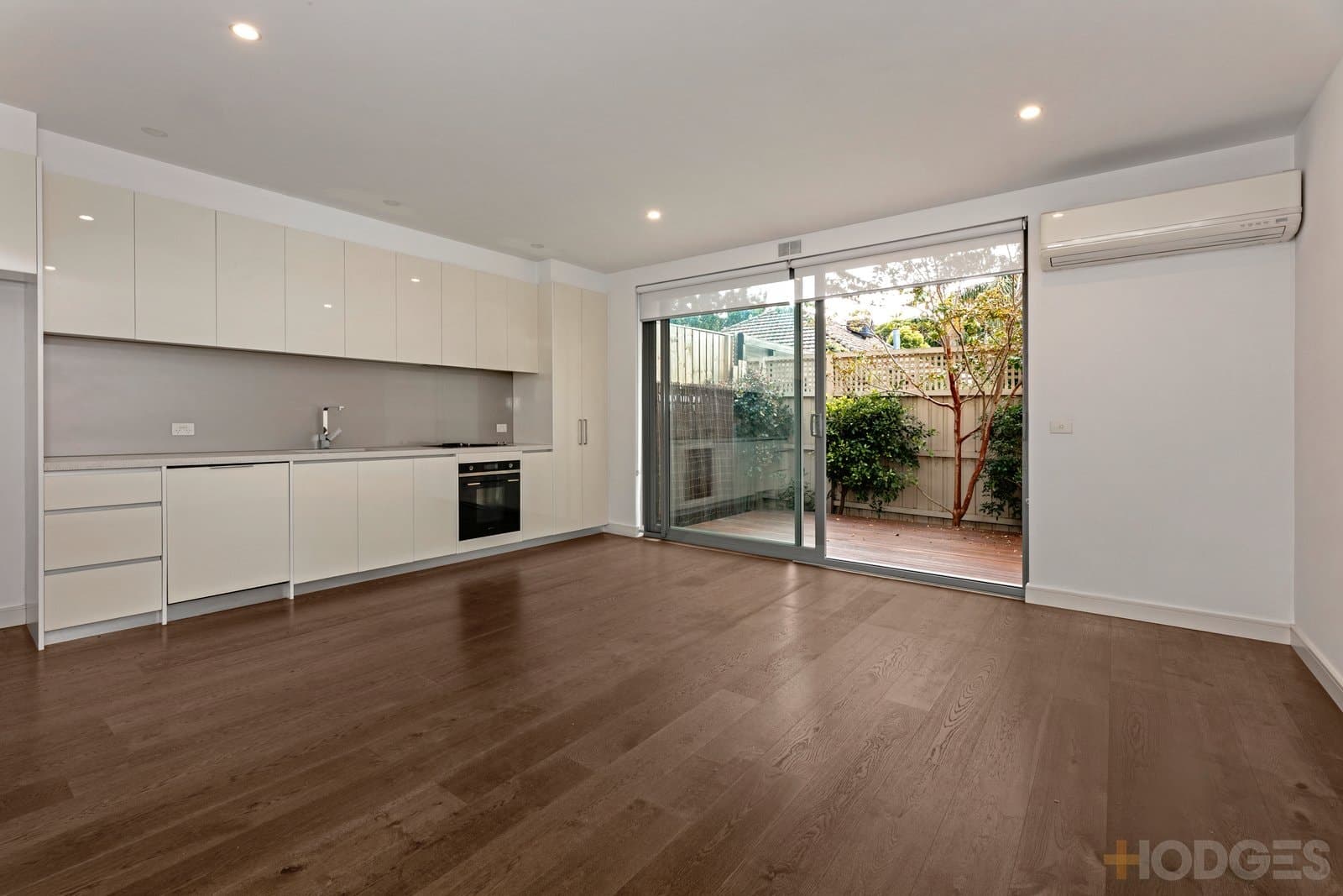 1 / 1 Berwick Street, Brighton, VIC, 3186, Brighton - Thumbnail 2