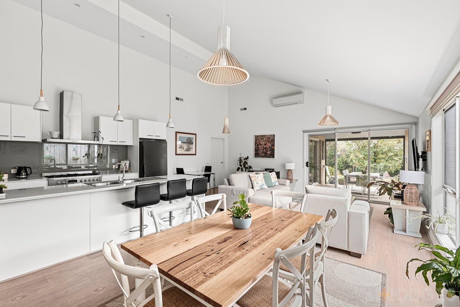 15 Tyro Street, Ocean Grove, VIC, 3226, Ocean Grove - Thumbnail 4