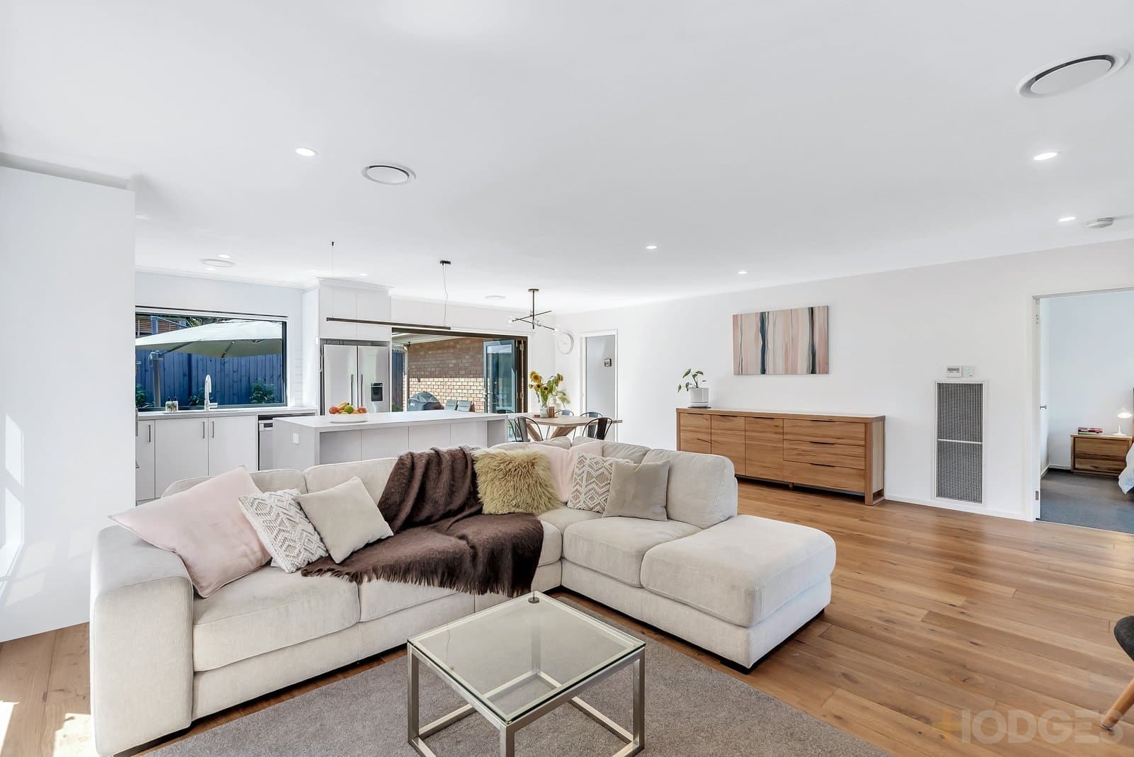 19 Robert Street, Parkdale, VIC, 3195, Parkdale - Thumbnail 2