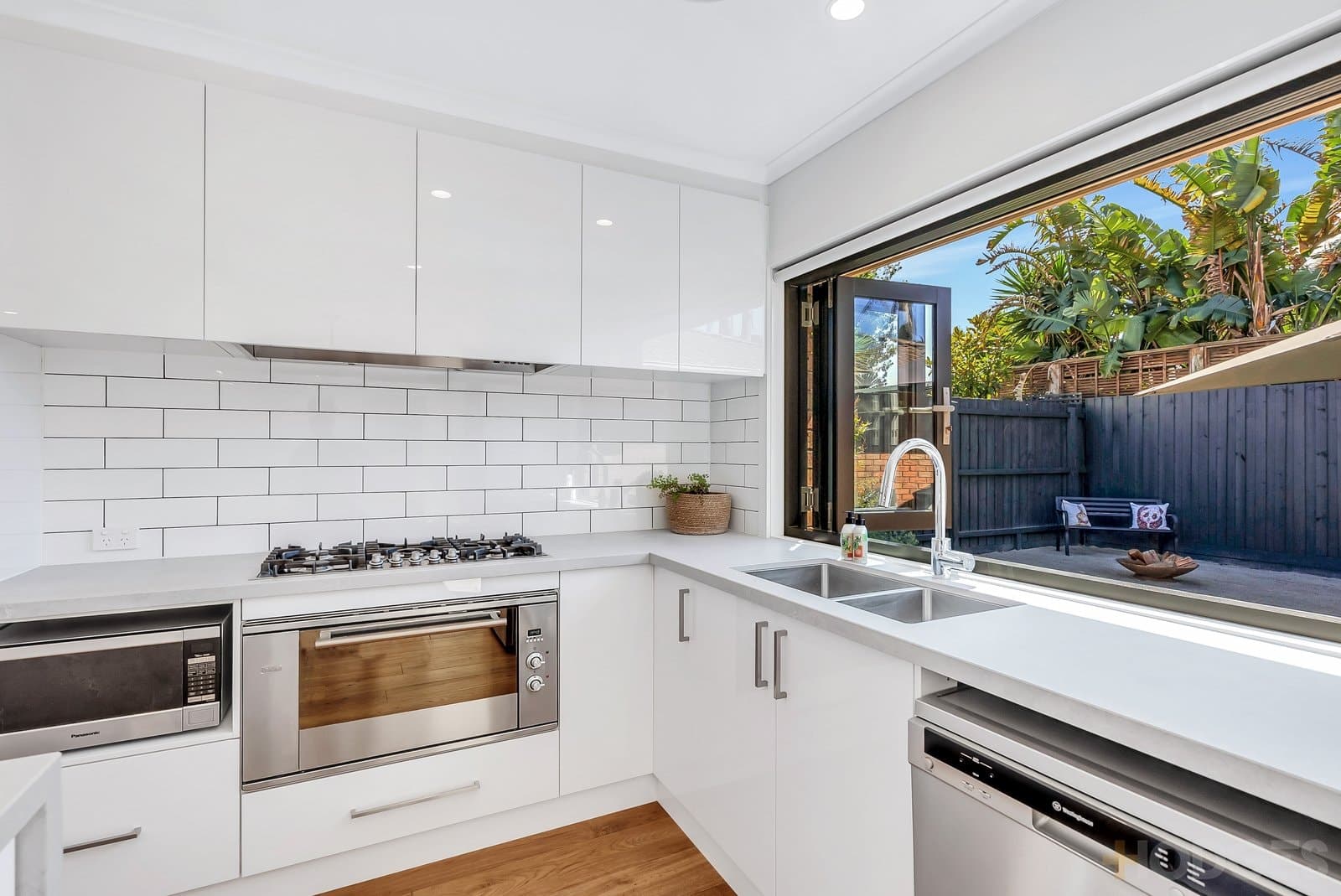 19 Robert Street, Parkdale, VIC, 3195, Parkdale - Thumbnail 3