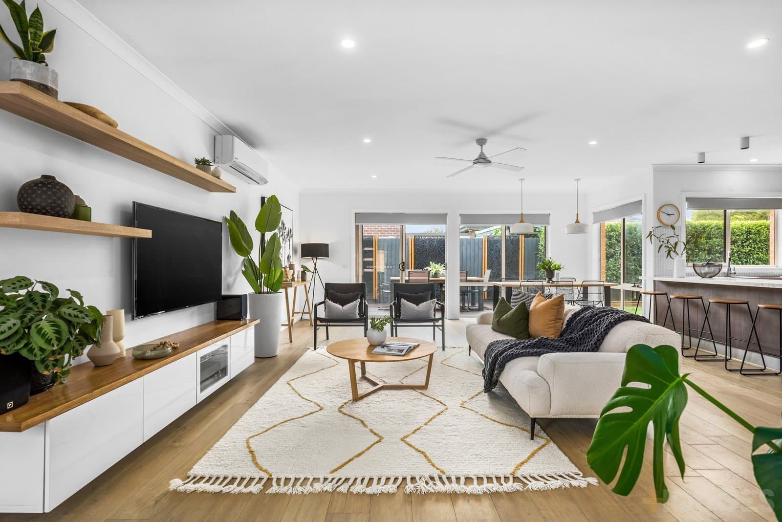 4 / 21 Ella Grove, Chelsea, VIC, 3196, Chelsea - Image 1